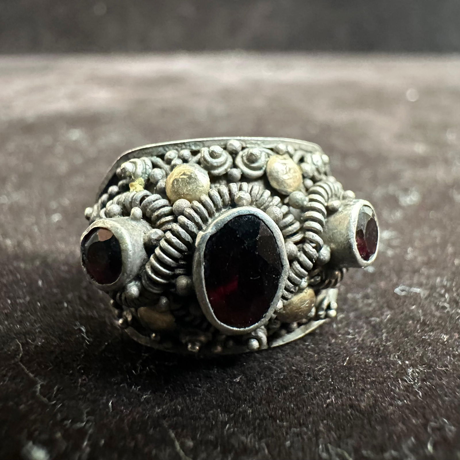 Three Red Garnet Stone Setting 925 Sterling Silver Ring - 3