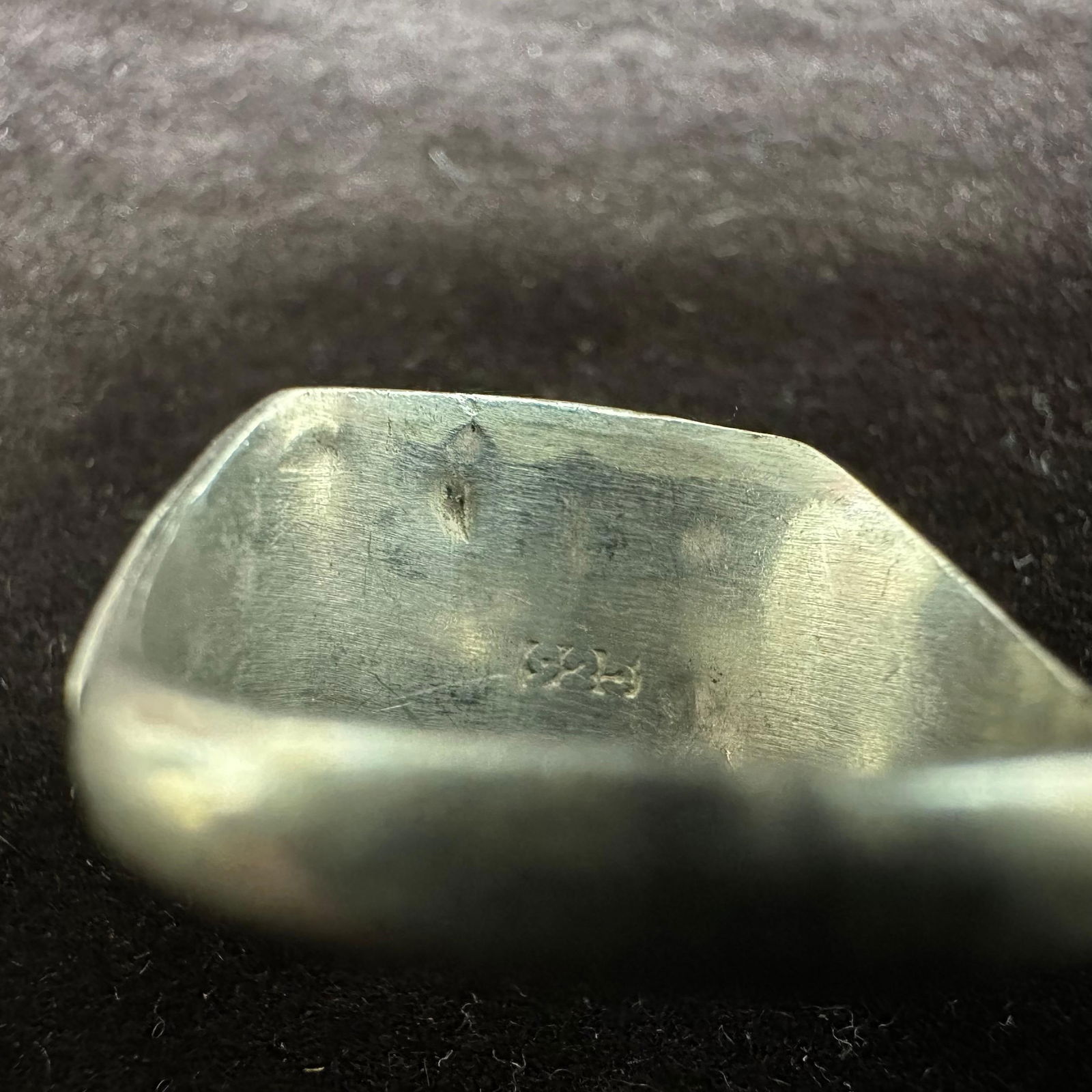 Three Red Garnet Stone Setting 925 Sterling Silver Ring - 8