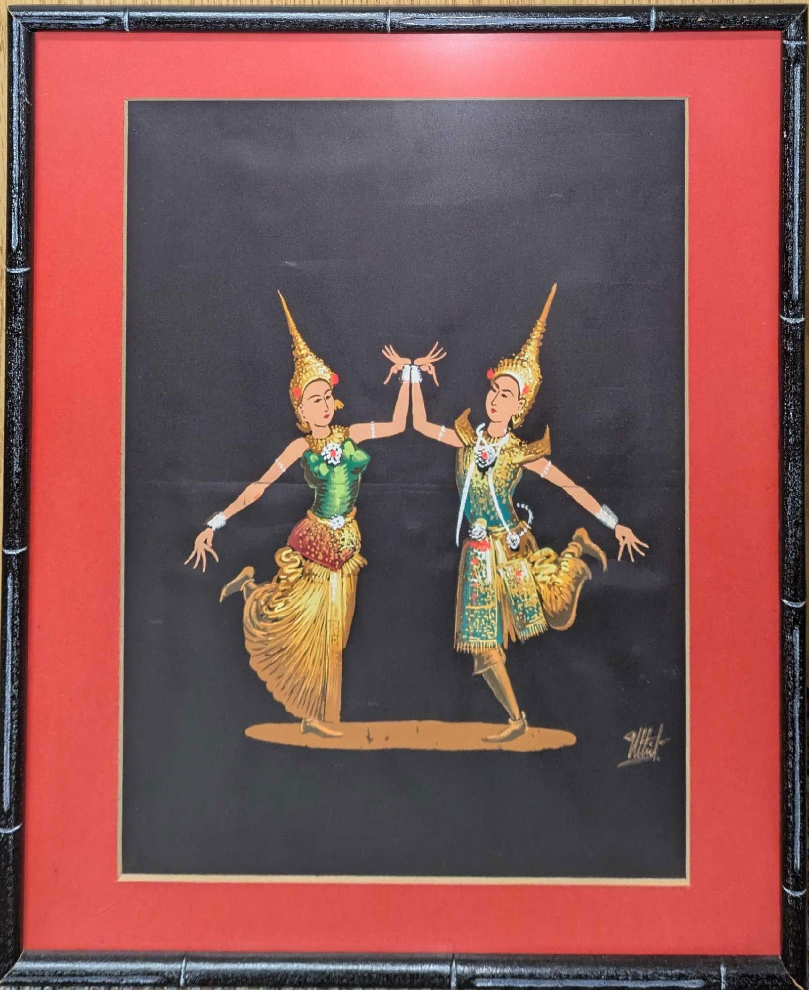 Vintage Framed Siam Thai Dancer Print R72: Vintage Framed Siam Thai Dancer Print R72. This is approx 14 1/4" x 1/2" x 16 1/4" and it weighs 1.10lb. The framed print has some scratches and the signature on the right side is part of the print an