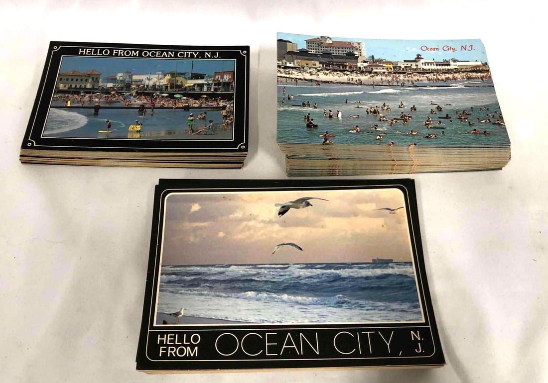 Over 200 Ocean City New Jersey Postcards: This lot contains Over 200 Ocean City New Jersey Postcards. The largest post card is approx 4 1/4" x 5 3/4" and altogether they weigh about 1.5lbs. There are three stacks of duplicate postcards. Overa