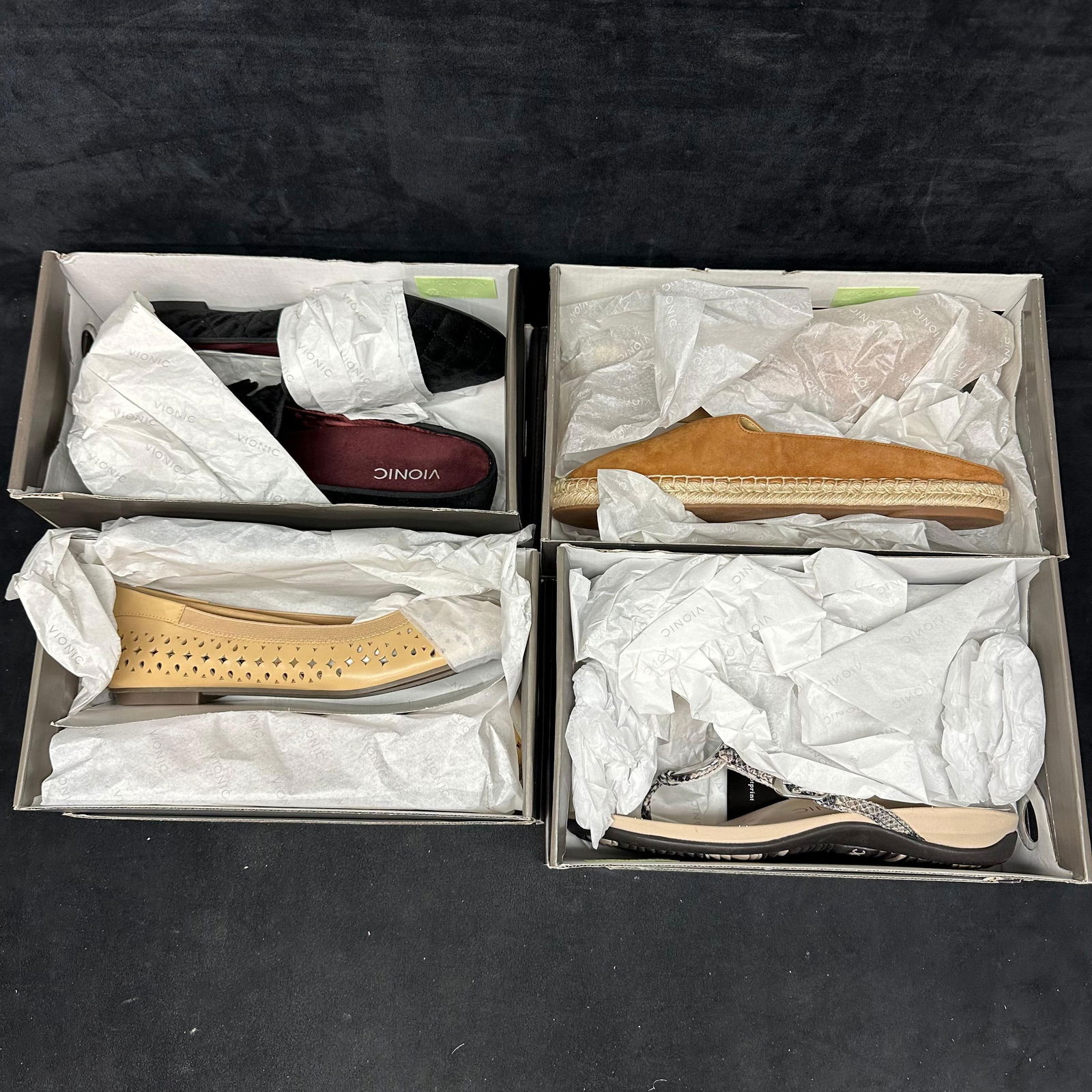 Lot of Four Pairs Vionic Womens Shoes Assorted Styles (1 of 7)