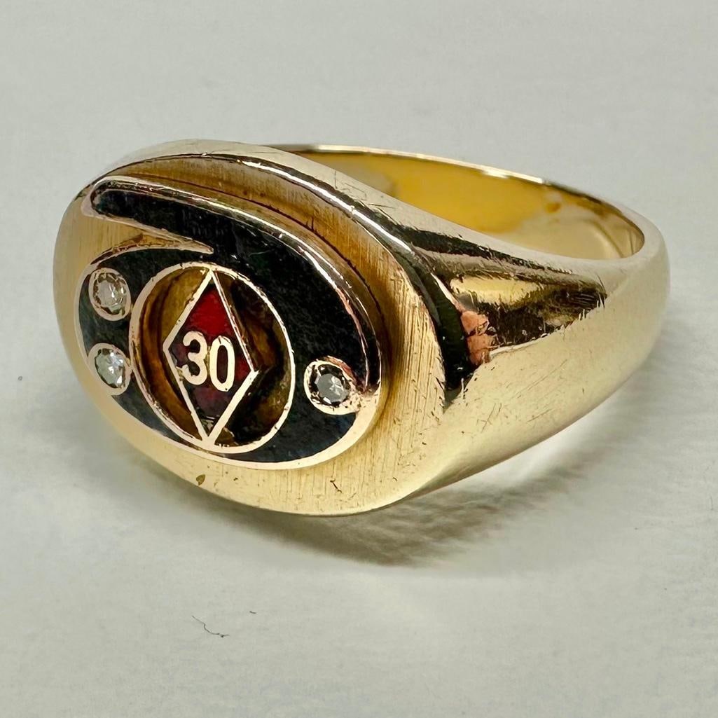 Men's 14k Gold Diamond 30 Year Service Signet Ring: This piece of jewelry has been tested and researched prior to listing. Please view all our pictures they are part of our description. DETAILS: Metal - 14k Gold Color - Yellow Gold Stones - 3 small di