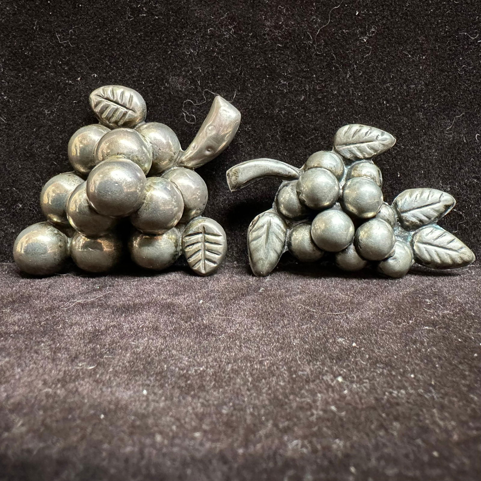 Mexico Silver Grape Vine Cluster Brooch Grapes Set: This item is in good pre-owned, previously used/displayed condition with noticeable light wear and surface scratches. Please reference all photos for full details. This piece of jewelry has been teste