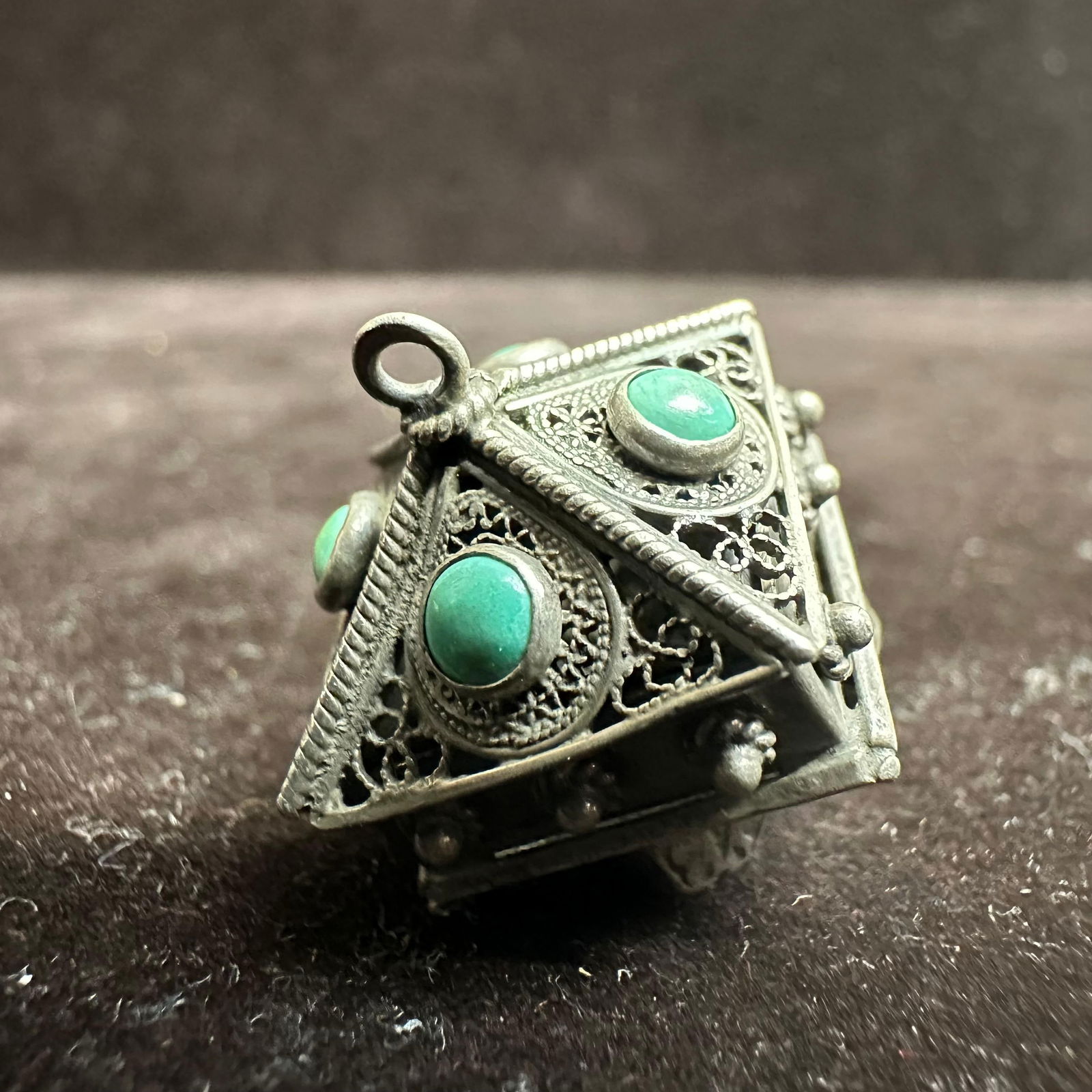 Green Turquoise Victorian Etruscan Revival Style Silver Locket Charm T52: This item is in good pre-owned, previously used/displayed condition with noticeable light wear and surface scratches. Please reference all photos for full details. This piece of jewelry has been teste