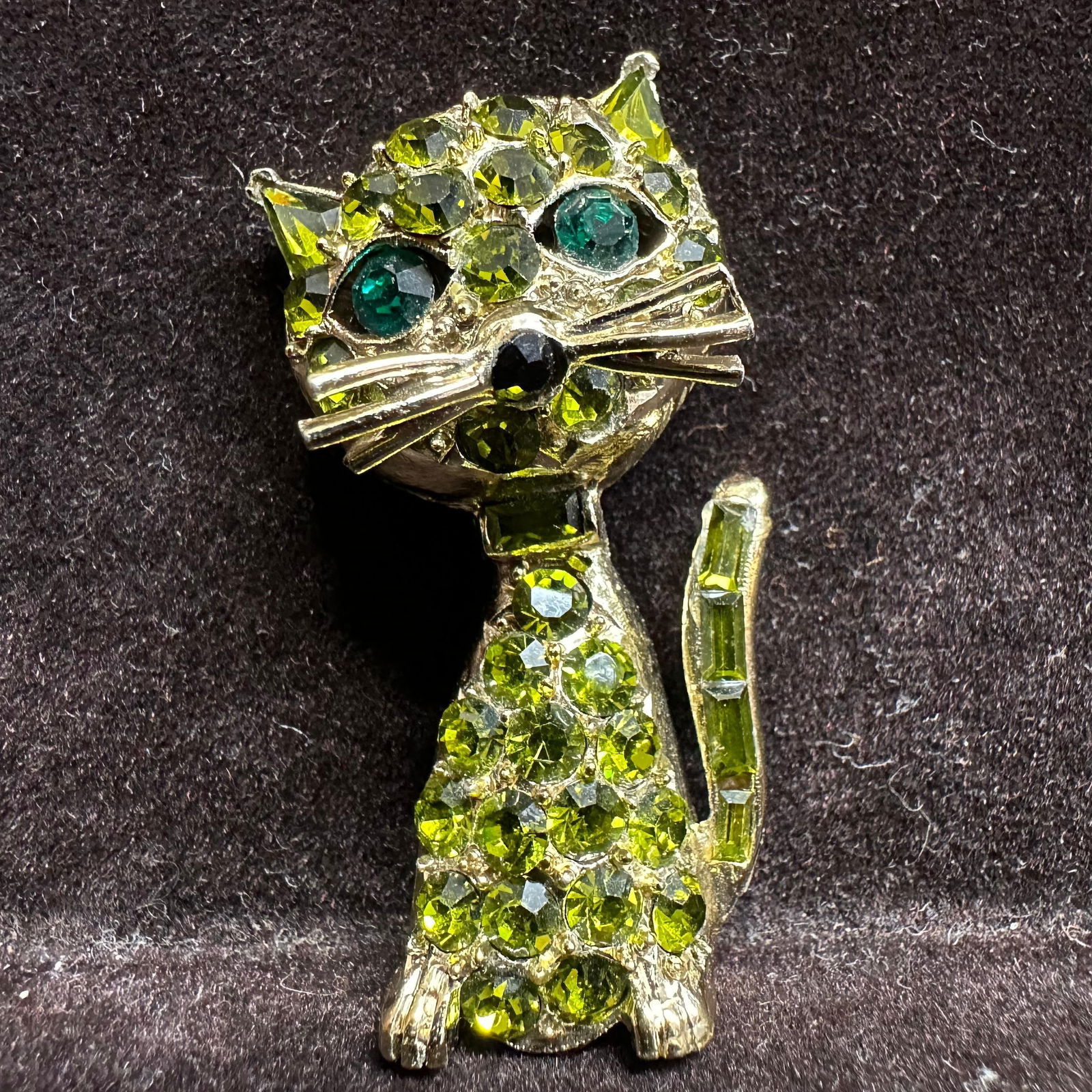 Vintage Pell Green Rhinestone Cat Brooch Pin (1 of 4)