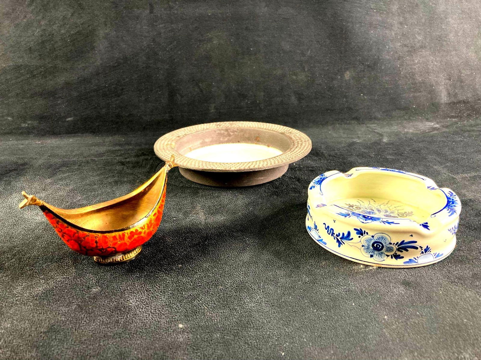 Delft Blue Made in Holland, Ashtray and Incense Holder (1 of 6)