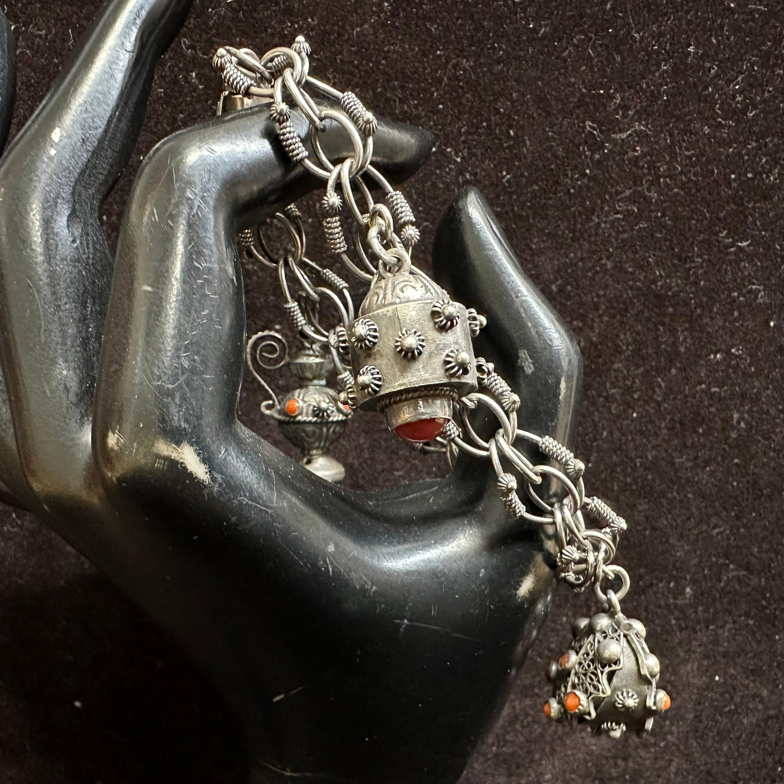 Green Onyx Locket Charm and Red Coral Accent Mariner Chain 800 Silver Bracelet: This item is in good pre-owned, previously used/displayed condition with noticeable light wear and surface scratches. Please reference all photos for full details. This piece of jewelry has been teste