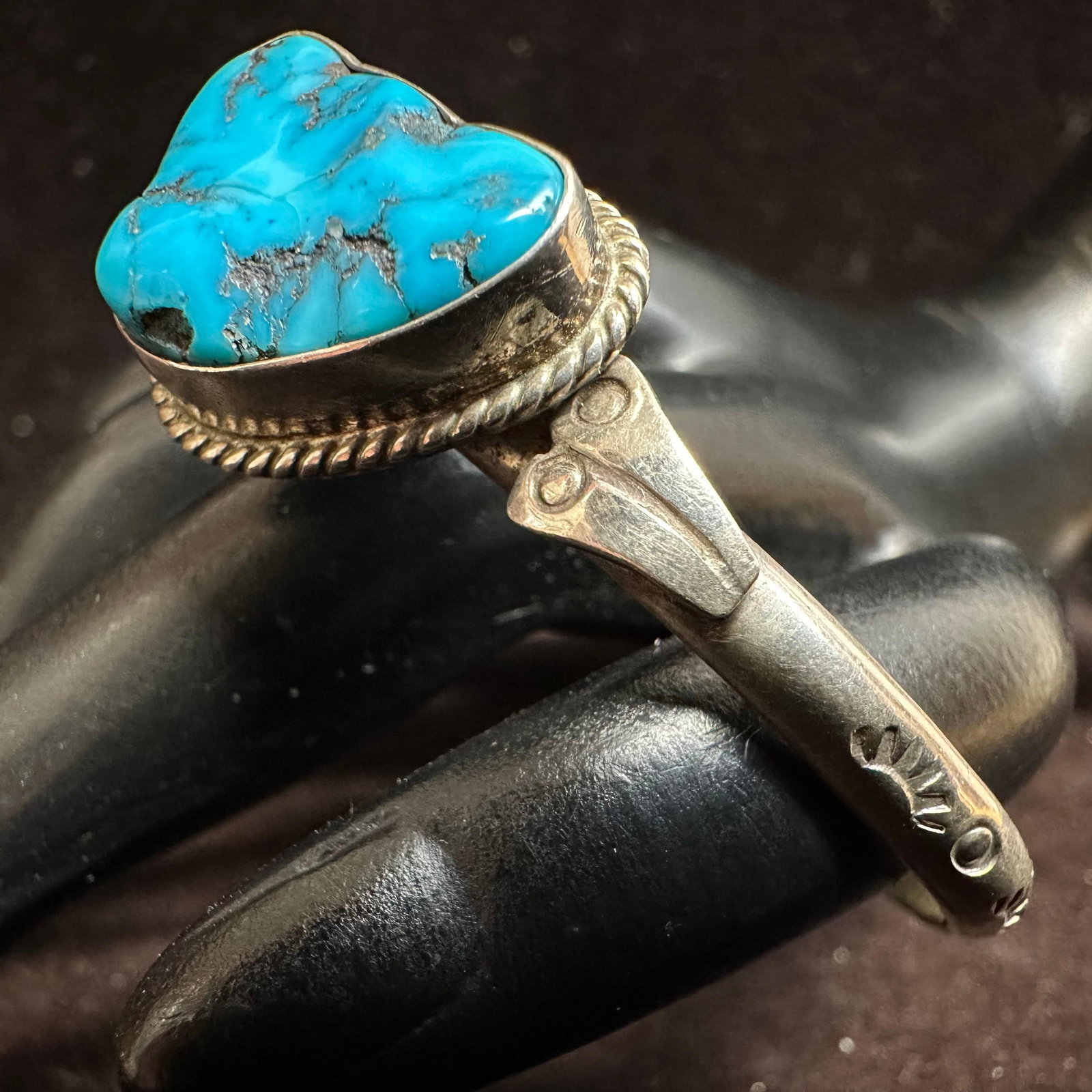 Turquoise Nugget Silver Rope Bezel Cuff Bracelet O65: This item is in good pre-owned, previously used/displayed condition with noticeable light wear and surface scratches. Please reference all photos for full details. This piece of jewelry has been teste