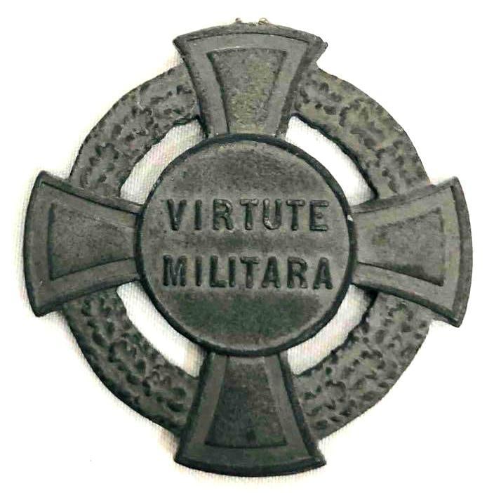 Romanian War Medal For Military Virtue: Romanian War Medal For Military Virtue This fine medal has been tested and researched to the best of our abilities, and is authentic to the best of our knowledge. Please see photos, as they are a