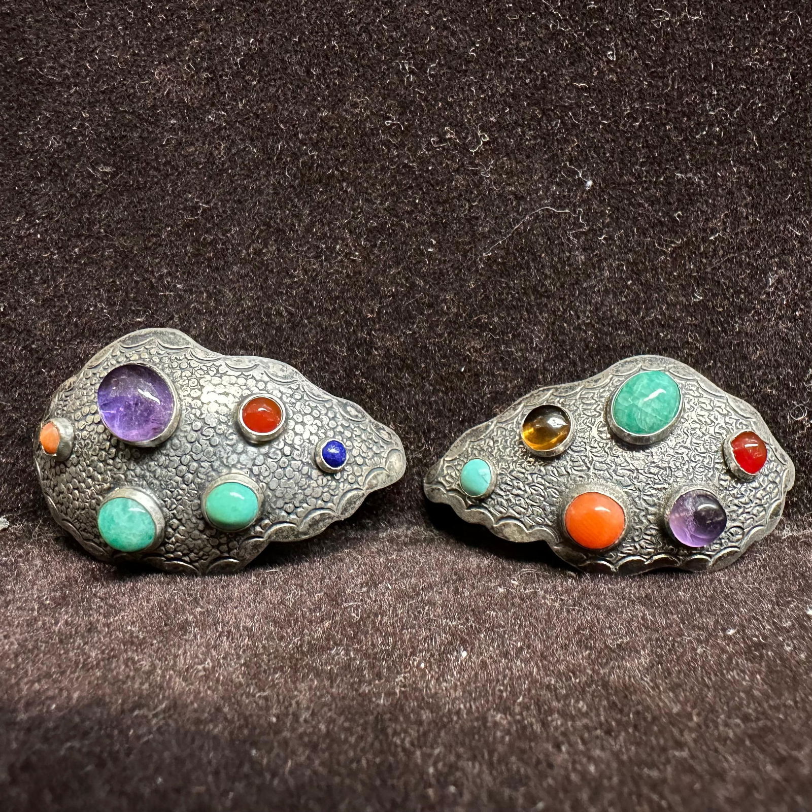 Multi Colored Gemstone 800 Silver Earrings Q99: This item is in good pre-owned, previously used/displayed condition with noticeable light wear and surface scratches. Please reference all photos for full details. This piece of jewelry has been teste