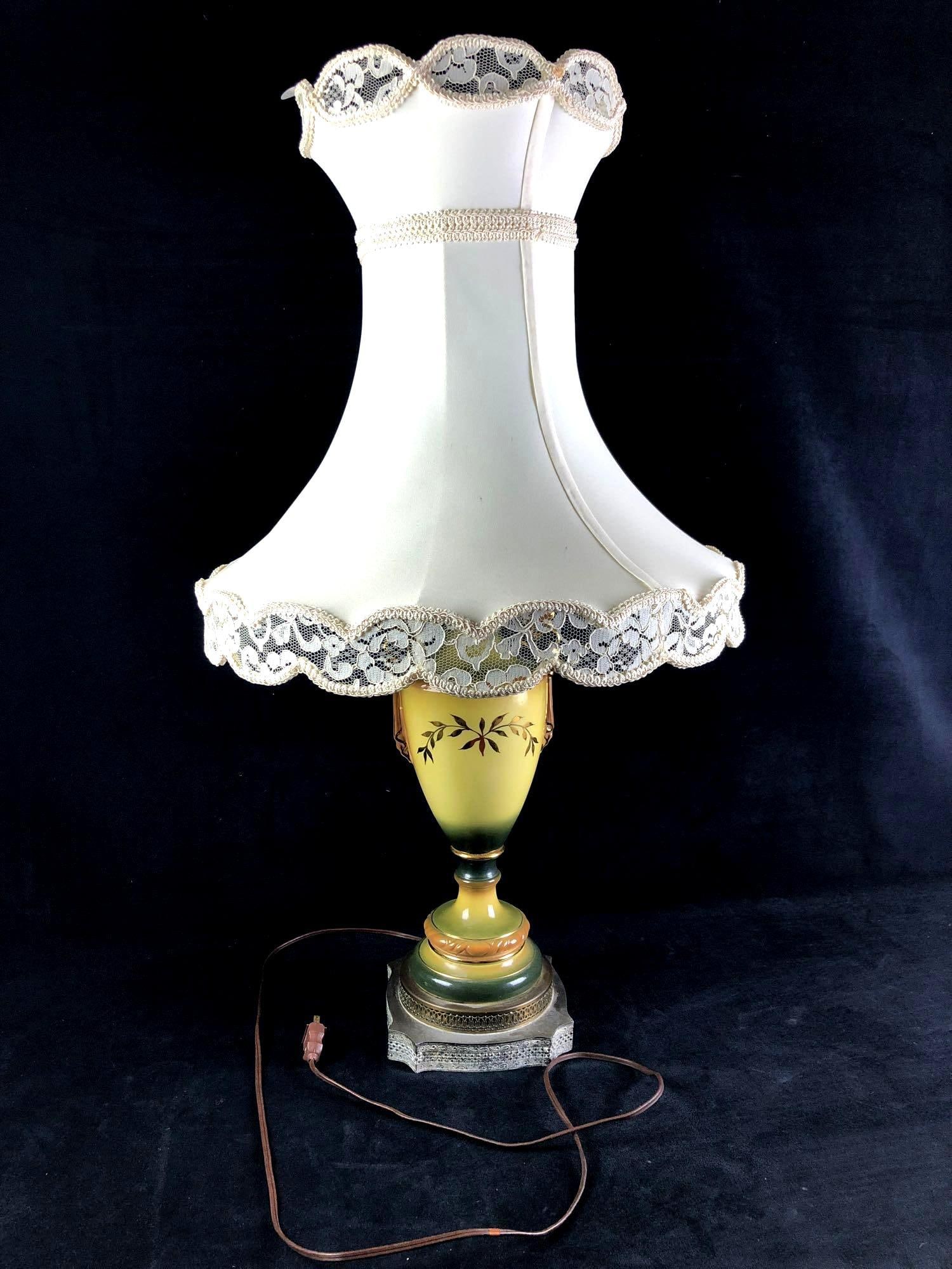 Victorian-era Style Lamp and Decorative Shade: Victorian-era Style lamp and decorative shade. Pulled from a recent estate. This auction includes: (1) Victorian-era Style Lamp and Decorative Shade Condition is used with damage on the
