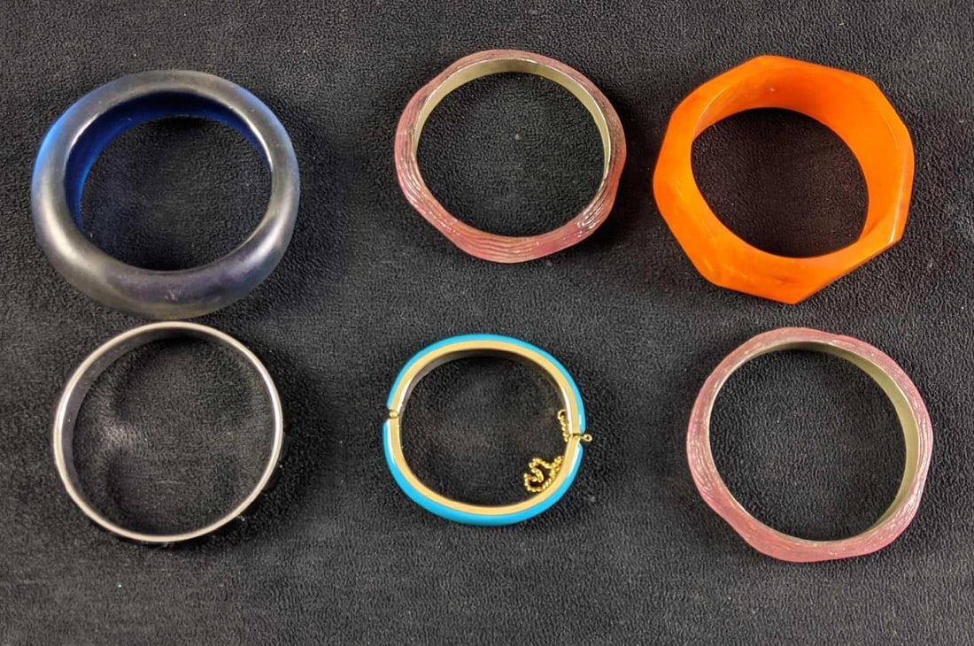 Assorted Bangles - 8