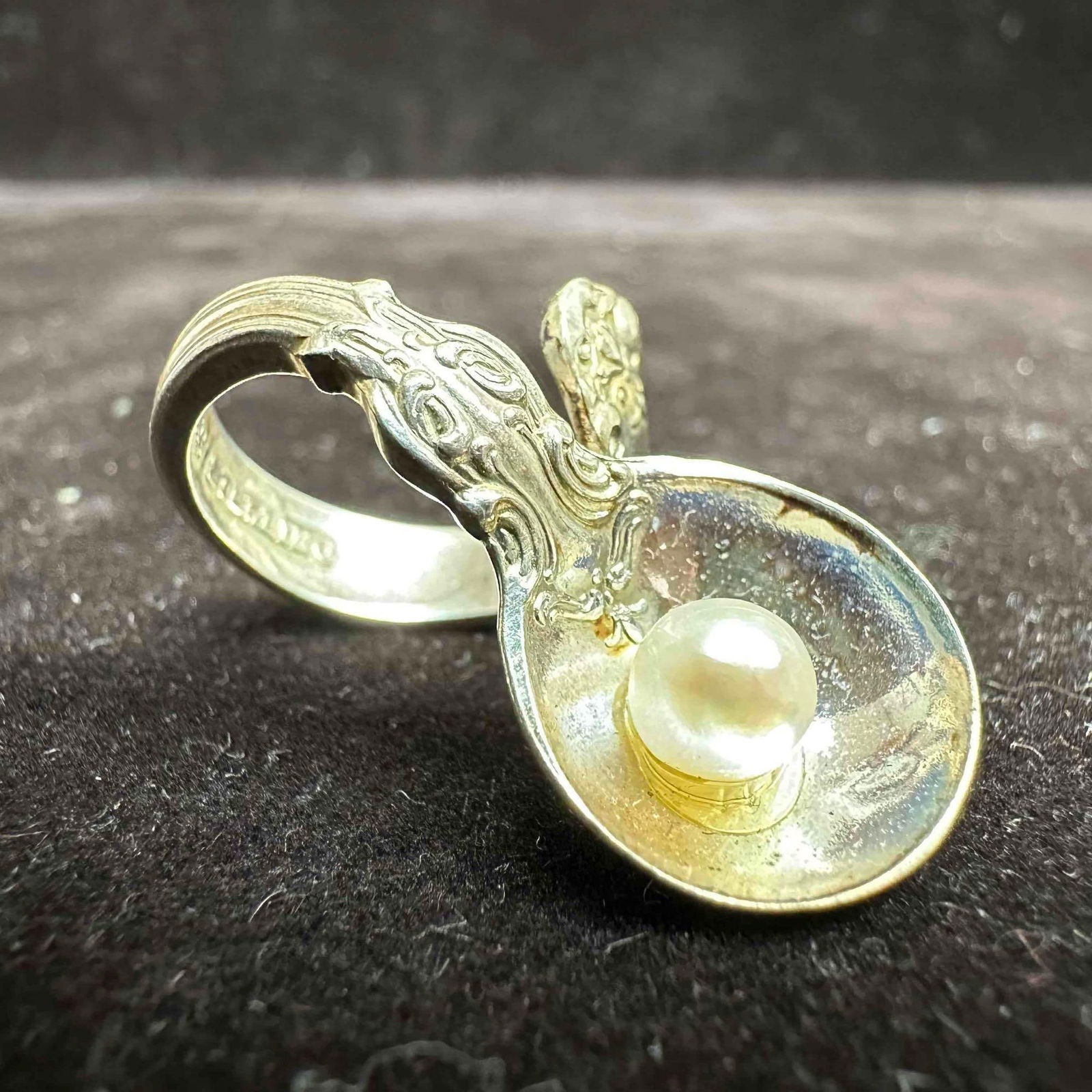 Pearl Gorham Sterling Silver Spoon Style Ring: This item is in good pre-owned, previously used/displayed condition with noticeable light wear, and surface scratches. Please reference all photos for full details. This piece of jewelry has been