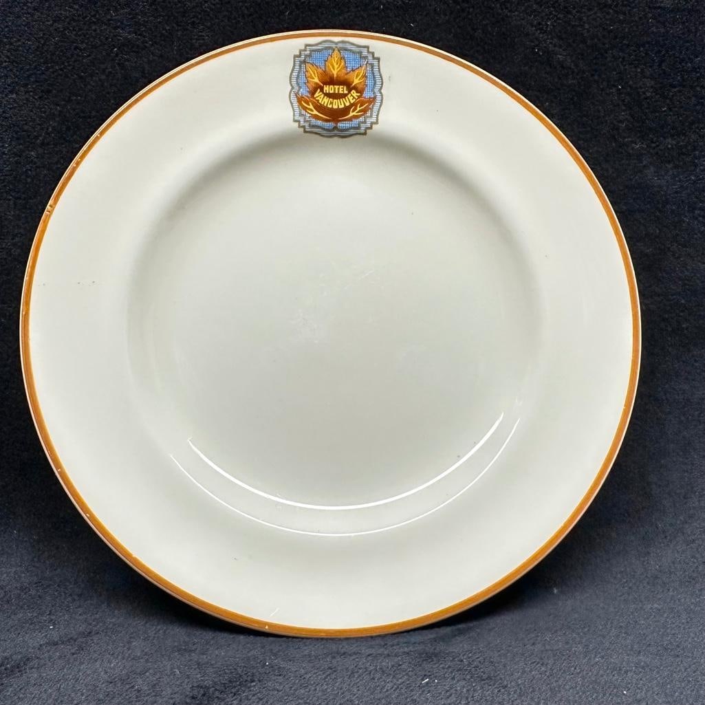 Vintage Railway Hotel Vancouver 6" Bread Plate: Vintage Railway Hotel Vancouver 6" Bread Plate Bread plate used at the historic Hotel Vancouver, built and owned by Canadian National Railway and Canadian Pacific Railways. The hotel was construc