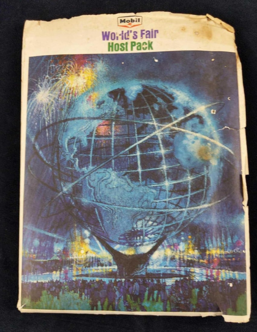 1964 New York Worlds Fair Mobil Host Pack: Here are interesting and vintage items Mobil gas offered to those who attended the World's Fair in Flushing Meadows, New York. There were other items also inserted into the folder over the years.