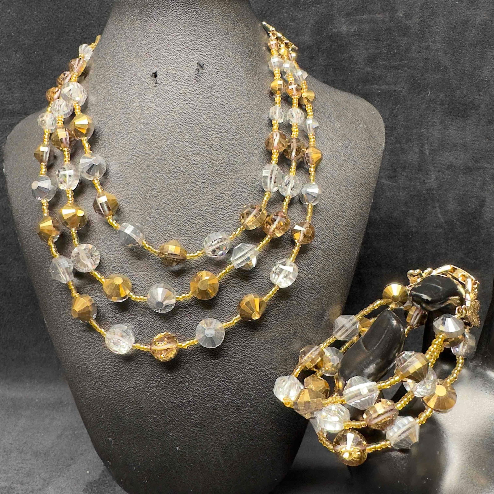 Vendome Clear Crystal Glass Bead Leaf Accent Gold Toned Triple Layered Necklace and Bracelet Set H83 (1 of 14)