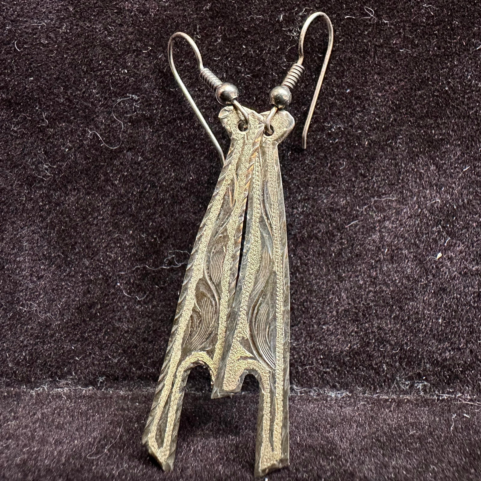 Sterling 925 Drop Earrings Cortes Mexico Marked O98: This item is in good pre-owned, previously used/displayed condition with noticeable light wear and surface scratches. Please reference all photos for full details. This piece of jewelry has been