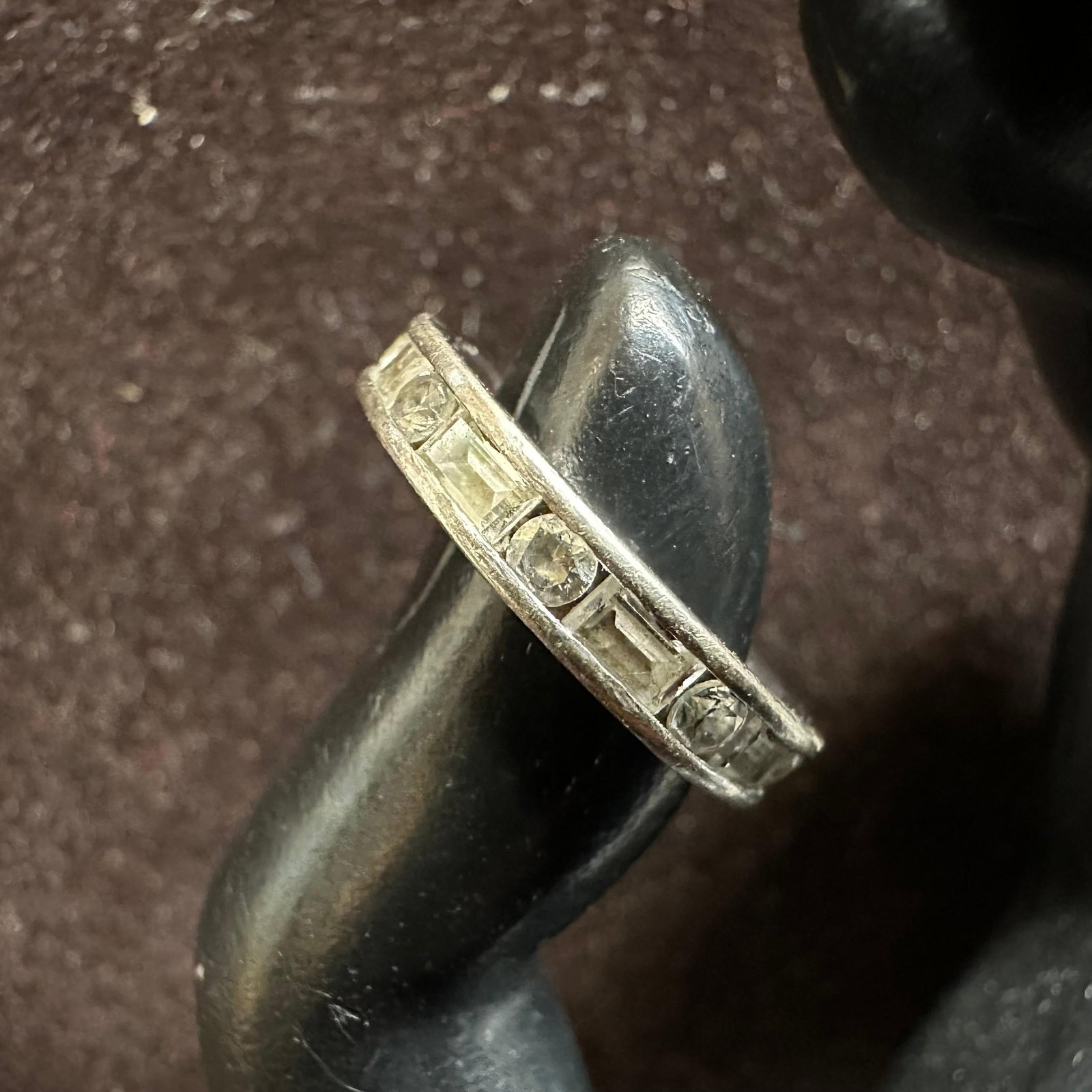 SW 925 CZ Sterling Silver Fine Ring Size 5: This item is in good pre-owned, previously used/displayed condition with noticeable light wear and surface scratches. Please reference all photos for full details. This piece of jewelry has been