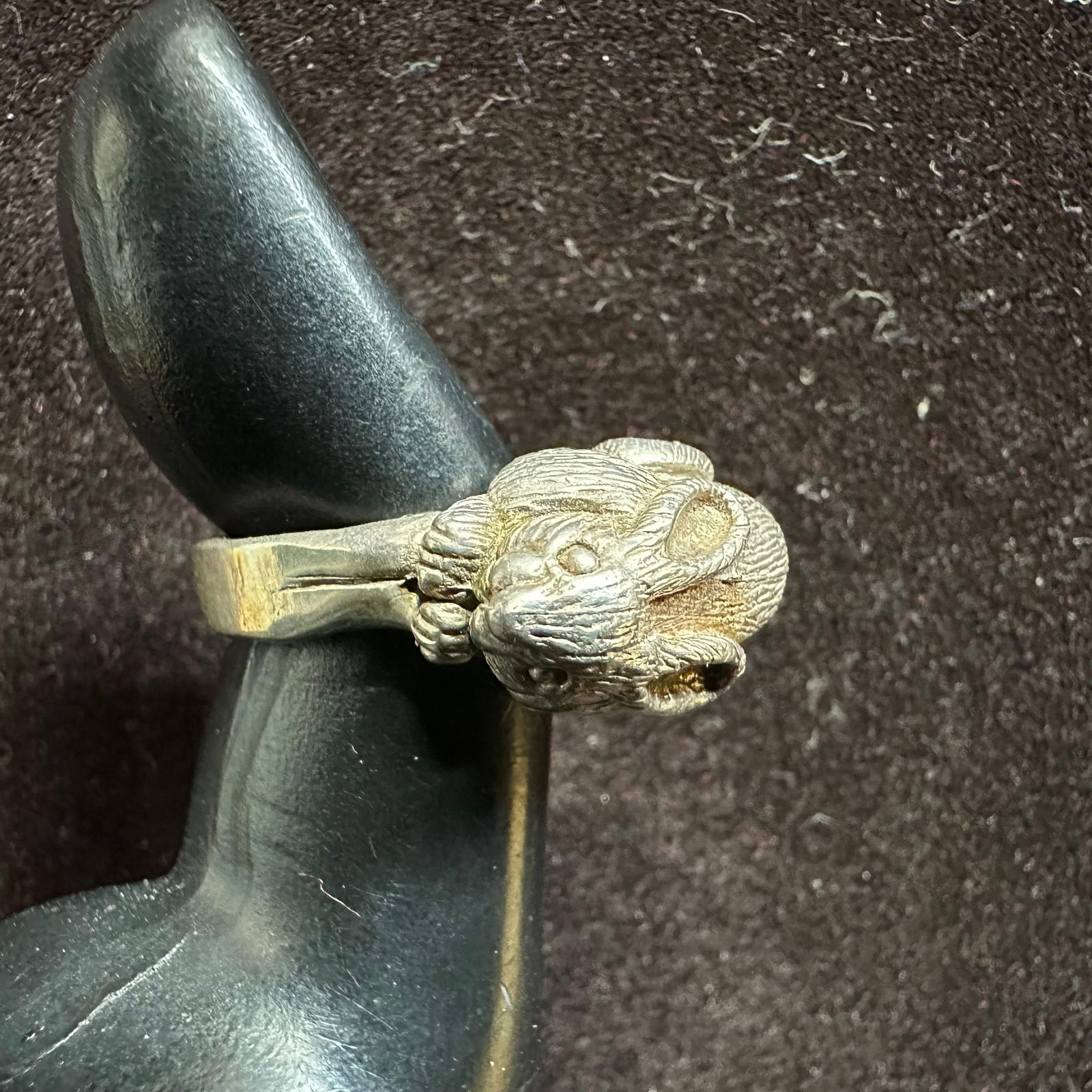 Rabbit Solid Silver Ring Unmarked - 7