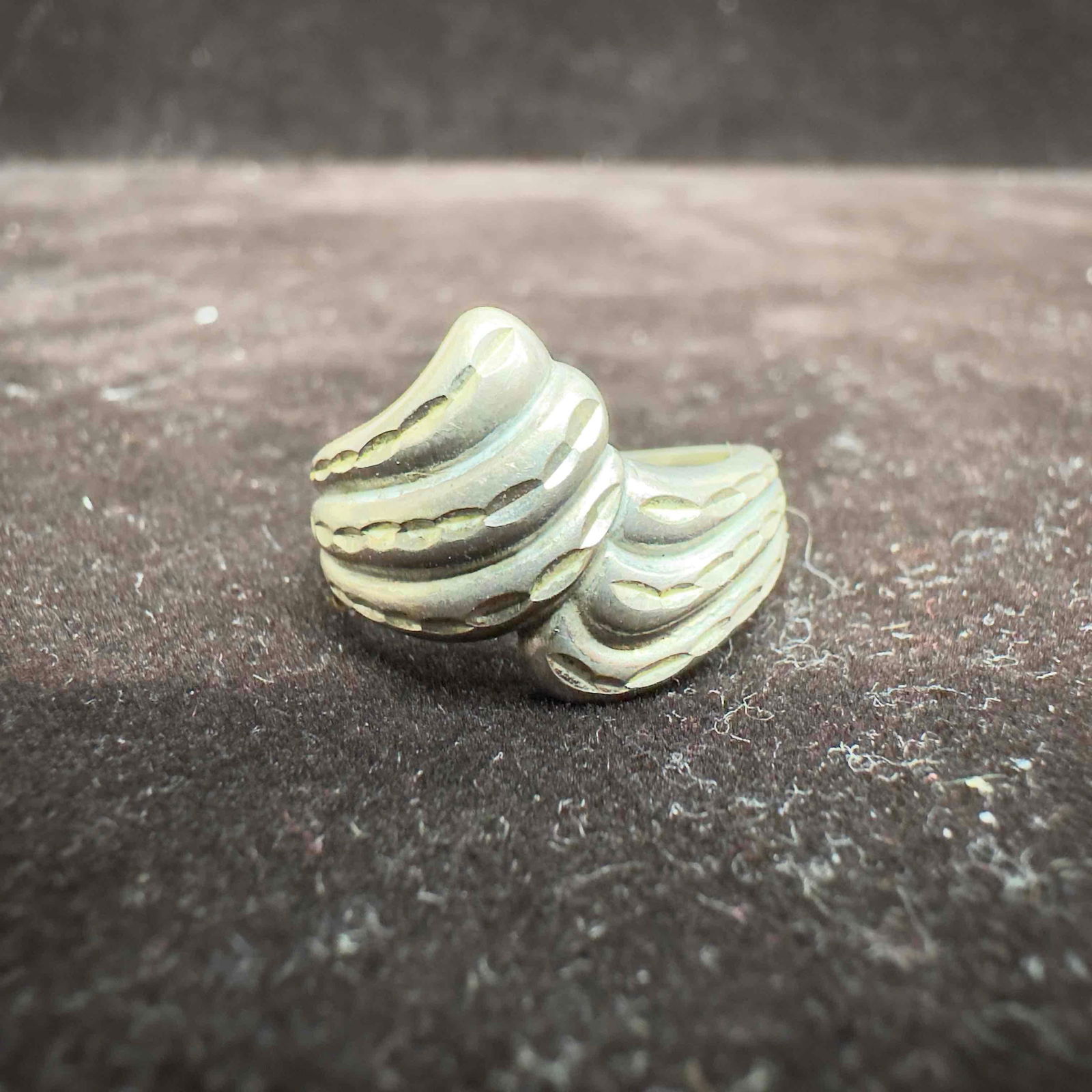 Triple Sinuous Overlapping Bands Sterling Silver Ring: This item is in good pre-owned, previously used/displayed condition with noticeable light wear, and surface scratches. Please reference all photos for full details. This piece of jewelry has been test