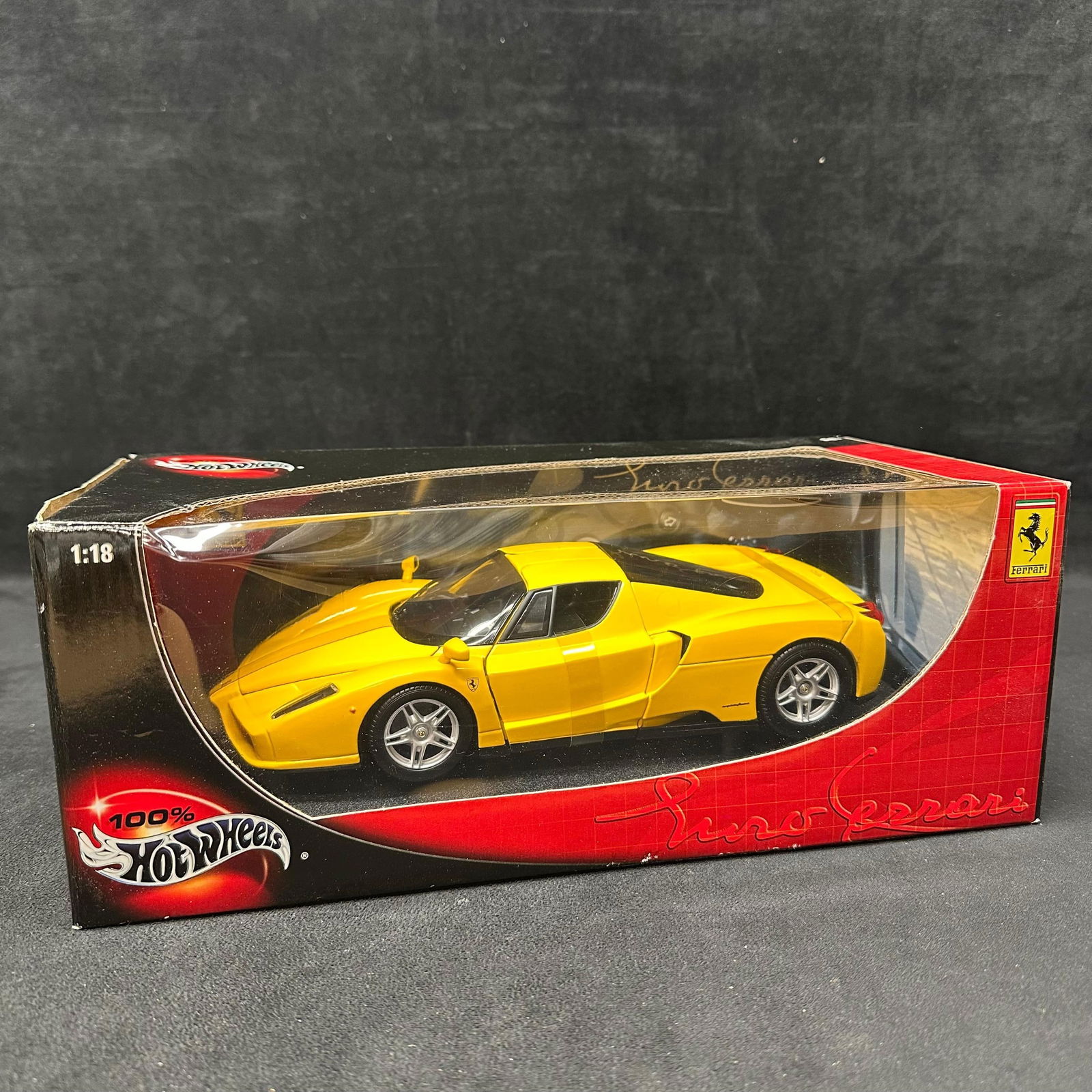 Hot Wheels Ferrari Enzo 1:18 Scale Diecast Model Car Yellow (1 of 8)