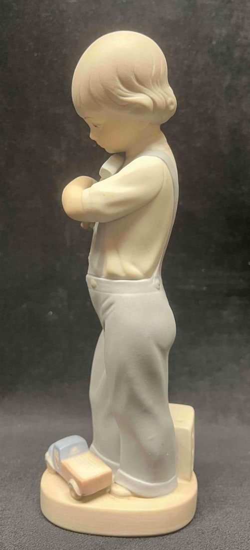 Lladro Mechanic Boy 4897 - 4