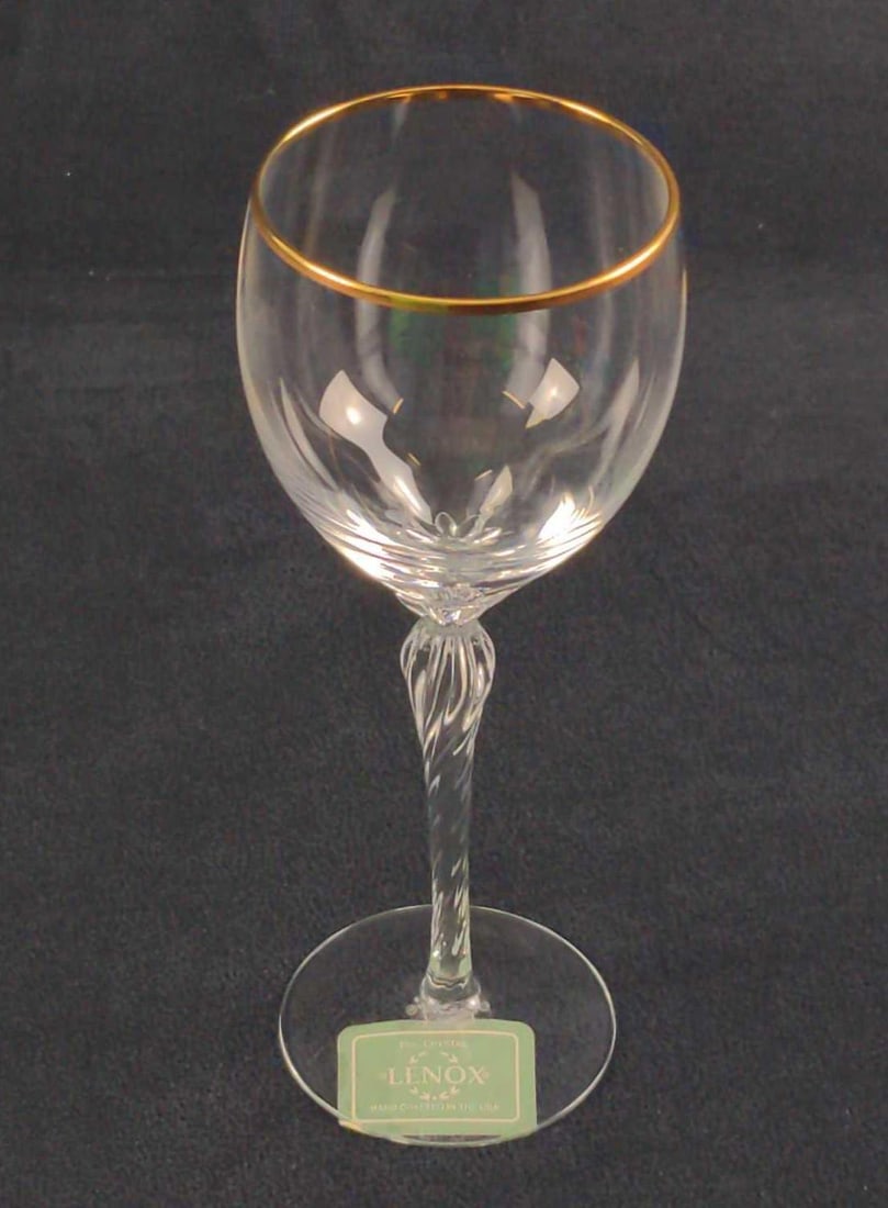 Retired Lenox Crystal Monroe Gold Trim Wine Glass (1 of 8)