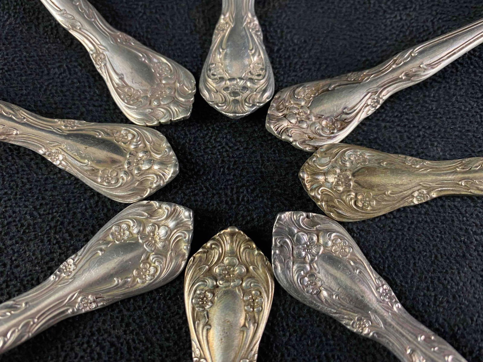 Chateau Rose by Alvin Sterling Silver 8 Count Teaspoons: Chateau Rose by Alvin Sterling Silver 8 Count Teaspoons Tested Total Of 86"Great Vintage Condition 215 Grams 