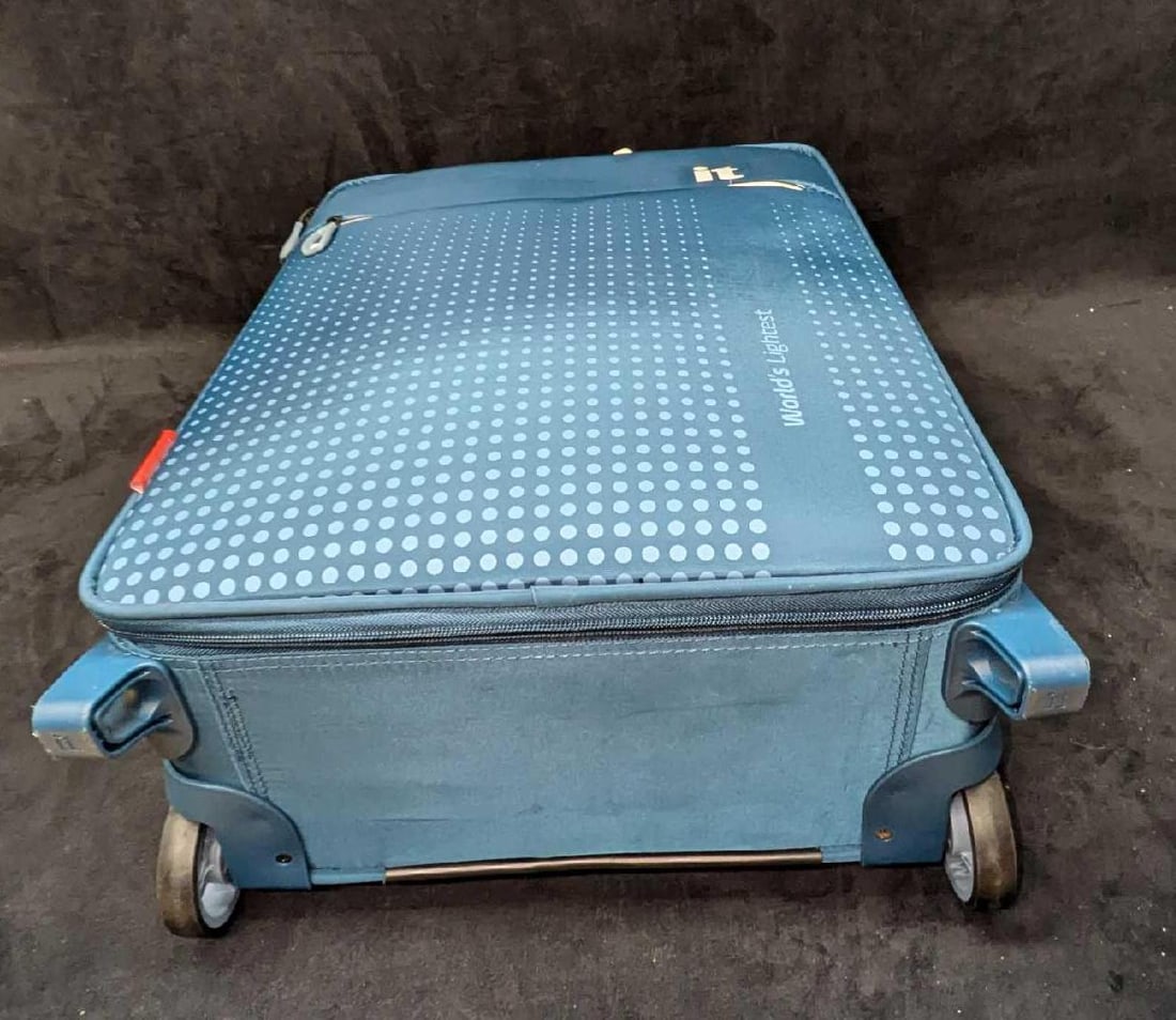 it Luggage Polyester Soft Sided Trolley Suitcase - 9