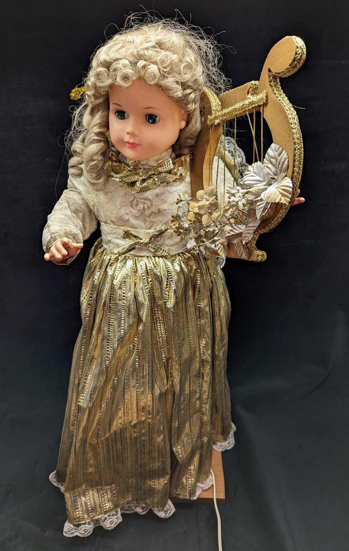 Vintage Eegee Animated Full Size Angel Harpist (1 of 7)