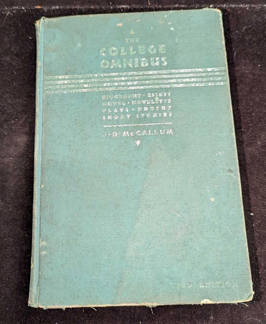 The College Omnibus 1935 Edition Hardcover: The College Omnibus 1935 Edition Hardcover. This was edited by James Dow McCallum and was published by Harcourt, Brace, And Company (New York) in 1935. The hardcover book is approx 6 1/4" x 1 7/8" x 9