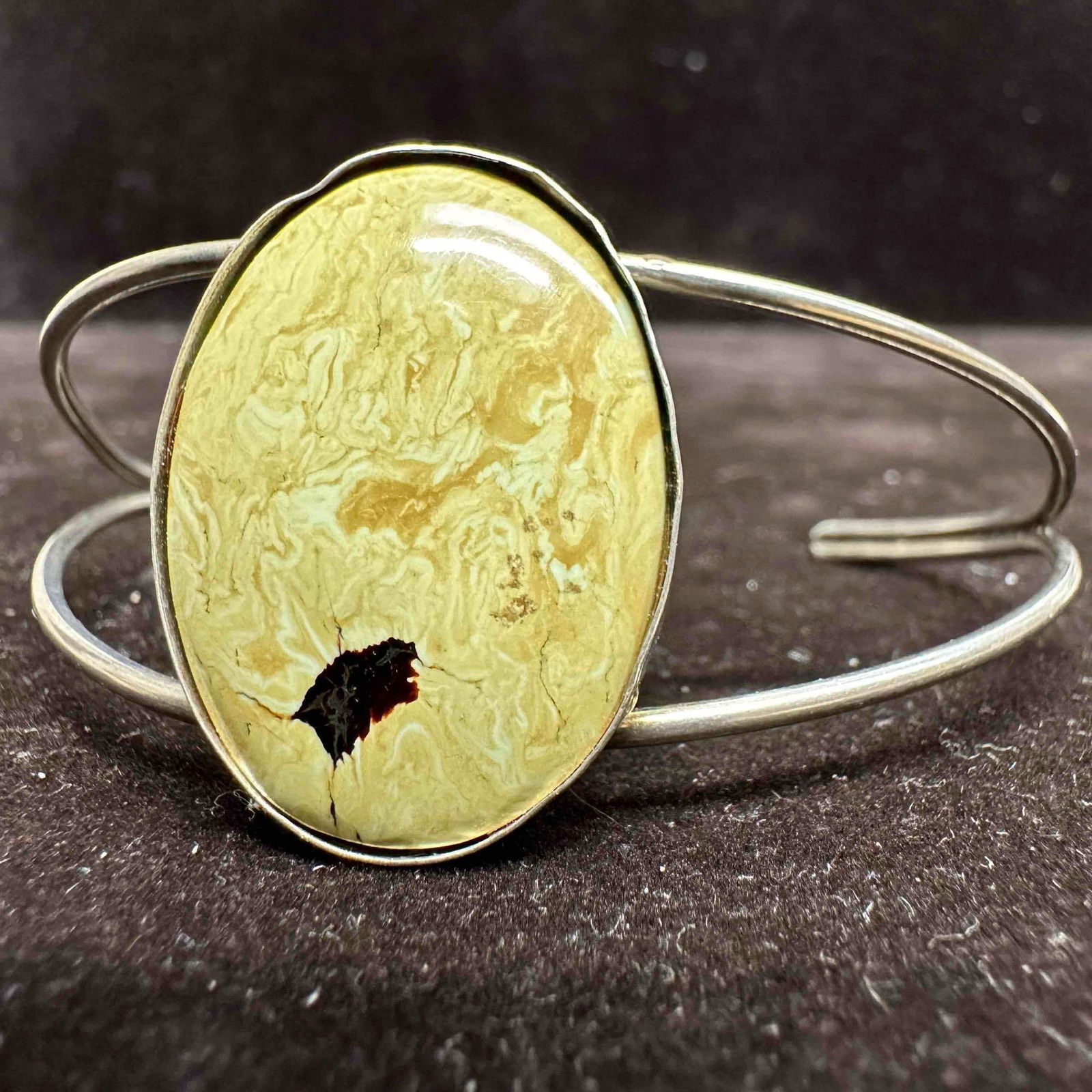 Faux Jasper Stone Sterling Silver Bangle Bracelet D95: This item is in good pre-owned, previously used/displayed condition with noticeable light wear, and surface scratches. Please reference all photos for full details. This piece of jewelry has been