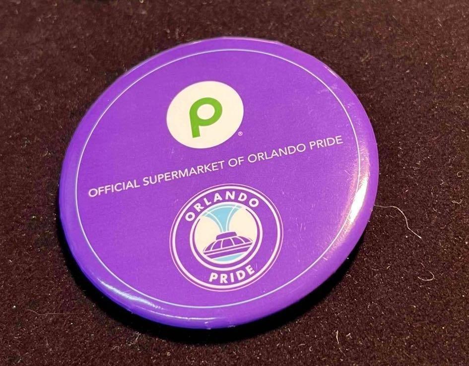 Bundle Of Random Buttons (F18) - 9