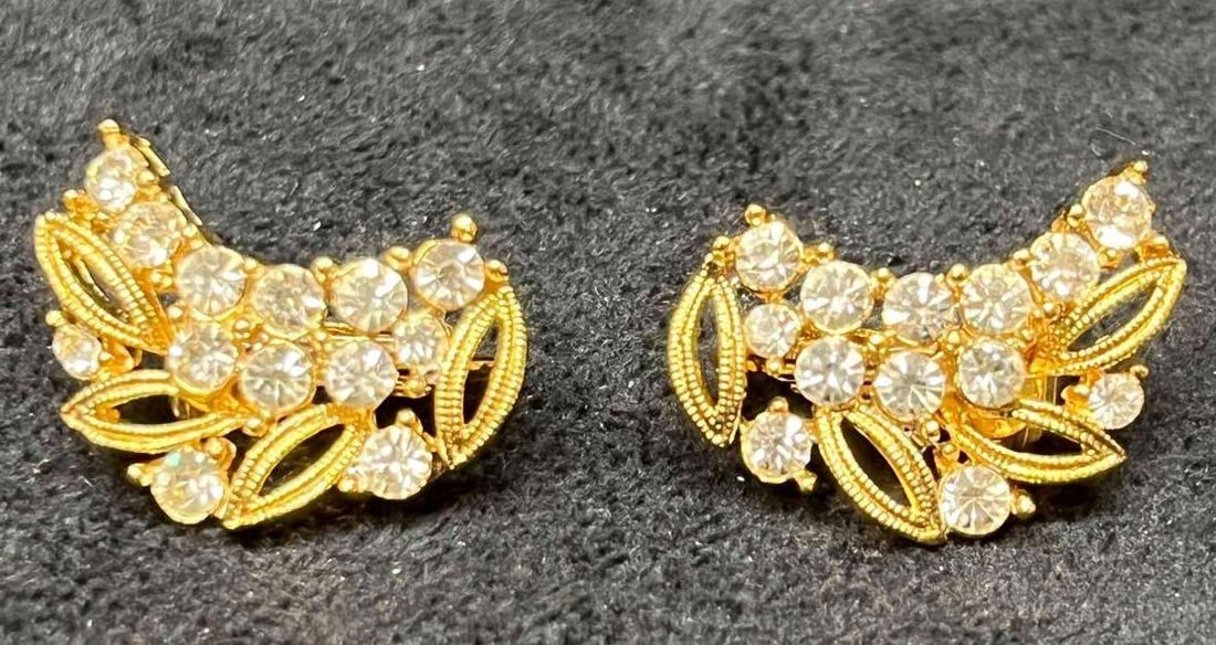 Lisner Gold Tone Clip On Earrings With Rhinestones (1 of 8)