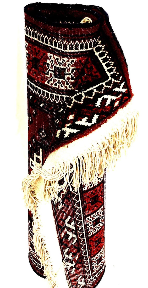 Vintage Handmade Persian Baluch Rug: Vintage Handmade Persian Baluch Rug This Iranian-made Persian rug was made in the Baluch style, likely in the Baluchistan region near the border with Afghanistan and Pakistan. This vintage rug likely