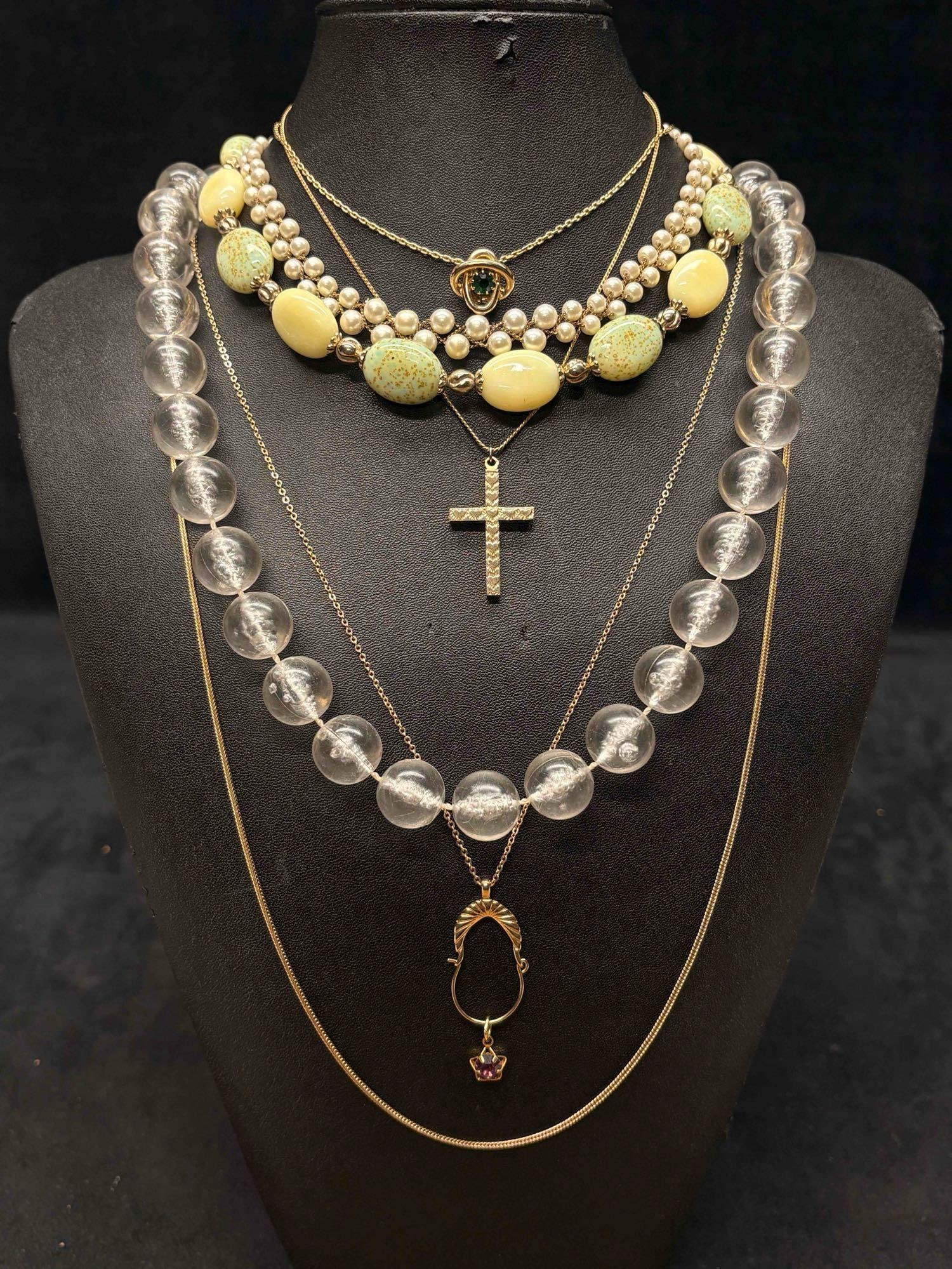 7pc Gold and Green Fantasy Necklace Lot (1 of 13)