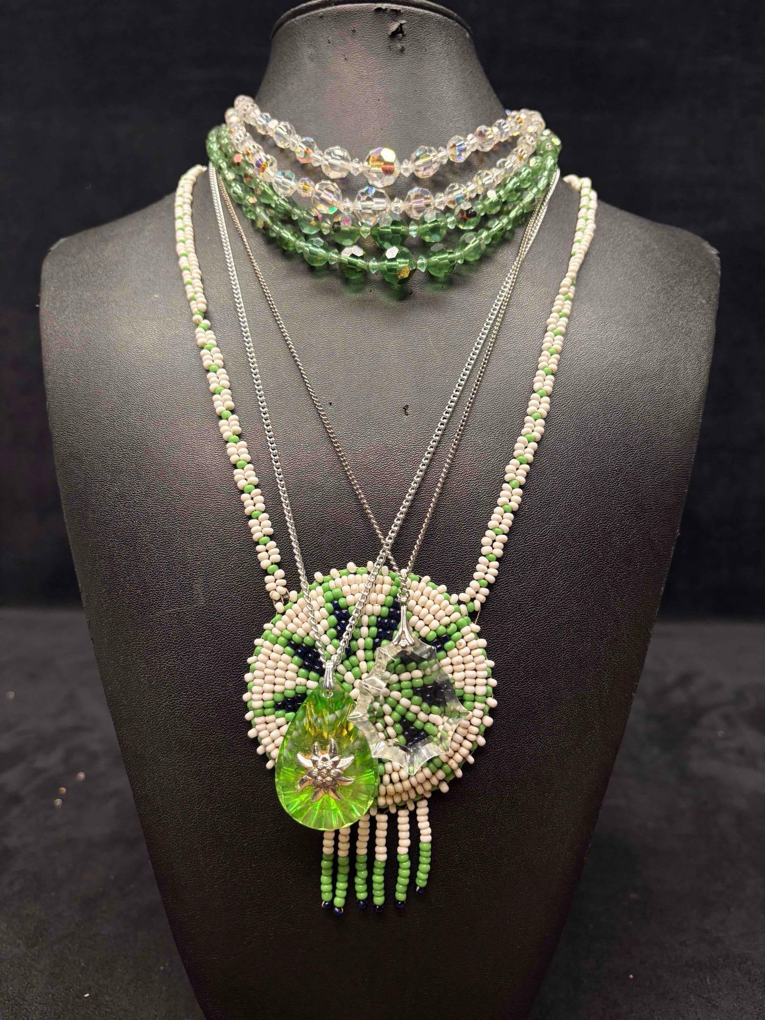 5pc Green and White Native Flower Necklace Lot (1 of 12)