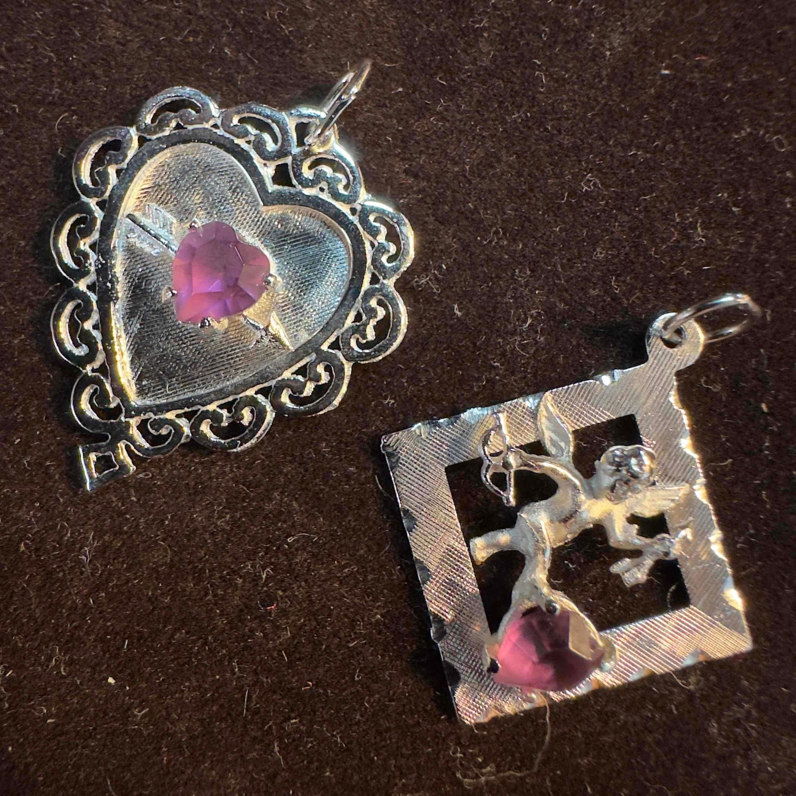 Amethyst Purple Gemstone Sterling Silver Cherub Angel Heart Pendant Set: This item is in good pre-owned, previously used/displayed condition with noticeable light wear, and surface scratches. Please reference all photos for full details. This piece of jewelry has been