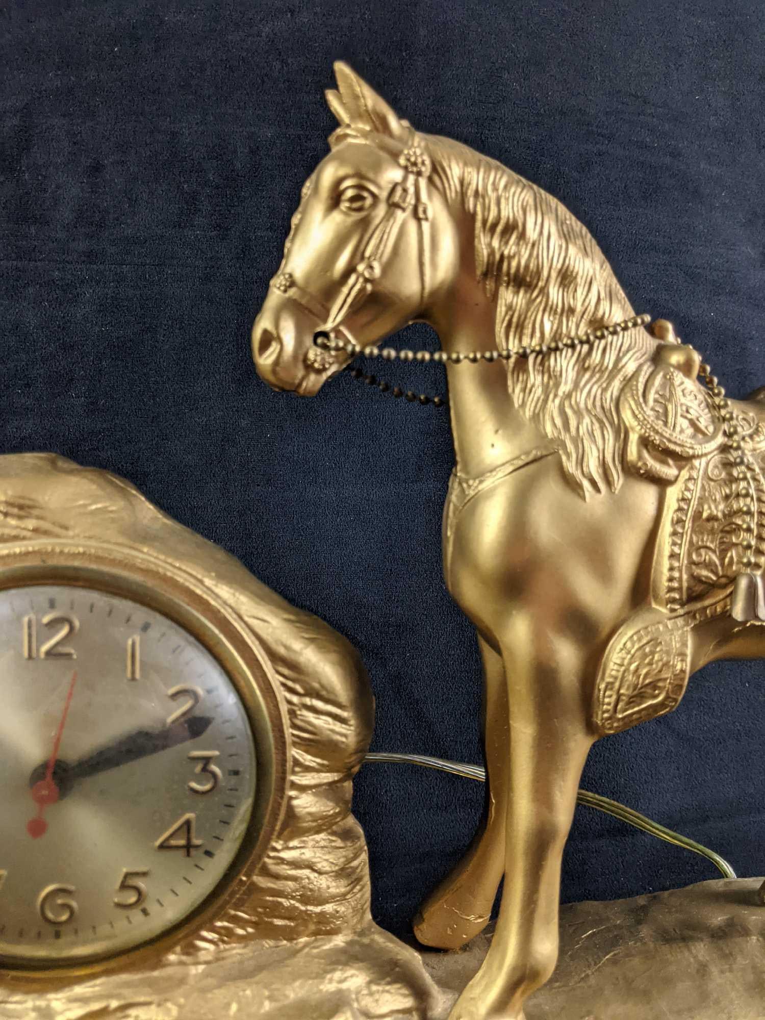 Gold Colored Horse Statue Clock - 4