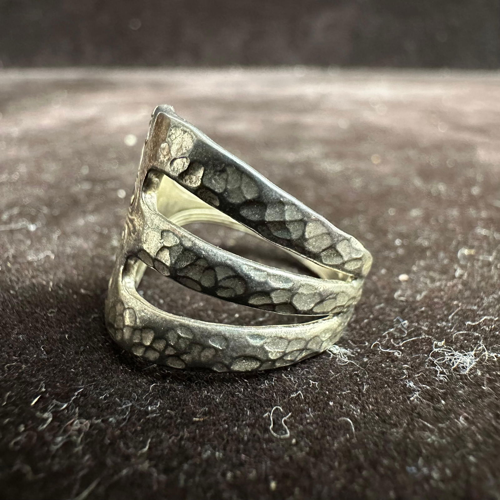 Silver Ring Textured Fork Style Size 7 - 2