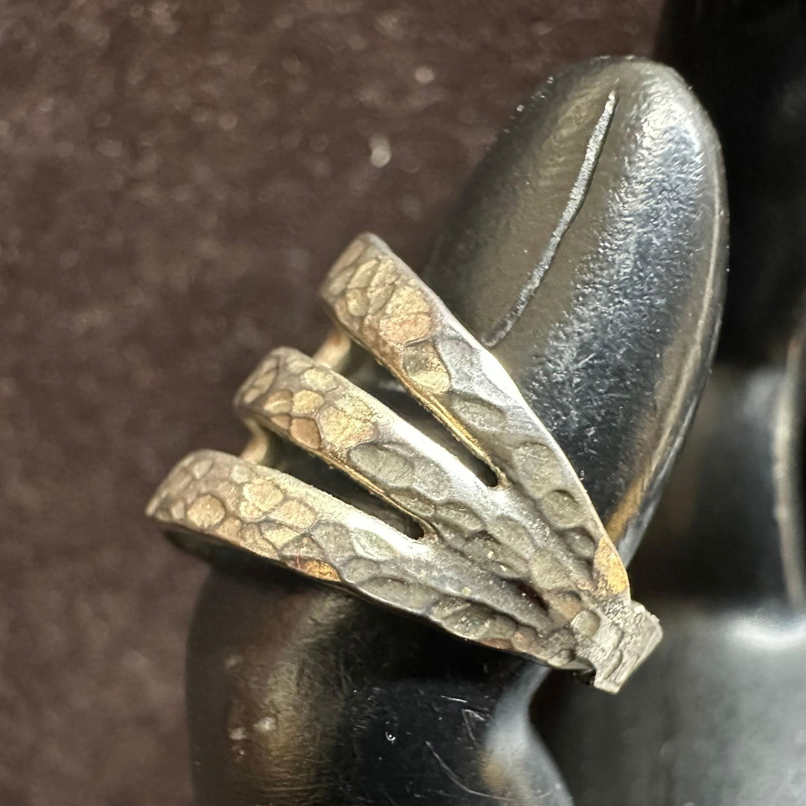 Silver Ring Textured Fork Style Size 7 - 6