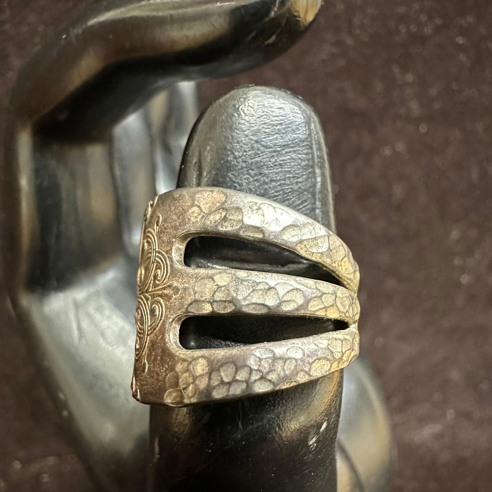 Silver Ring Textured Fork Style Size 7 - 7