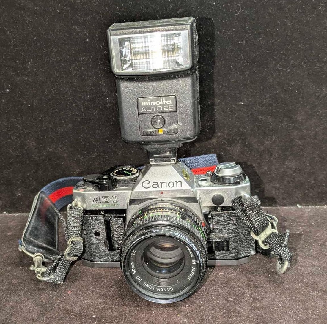 Vintage Canon AE-1 Program FD 35mm Film Camera With Minolta Flash (1 of 10)