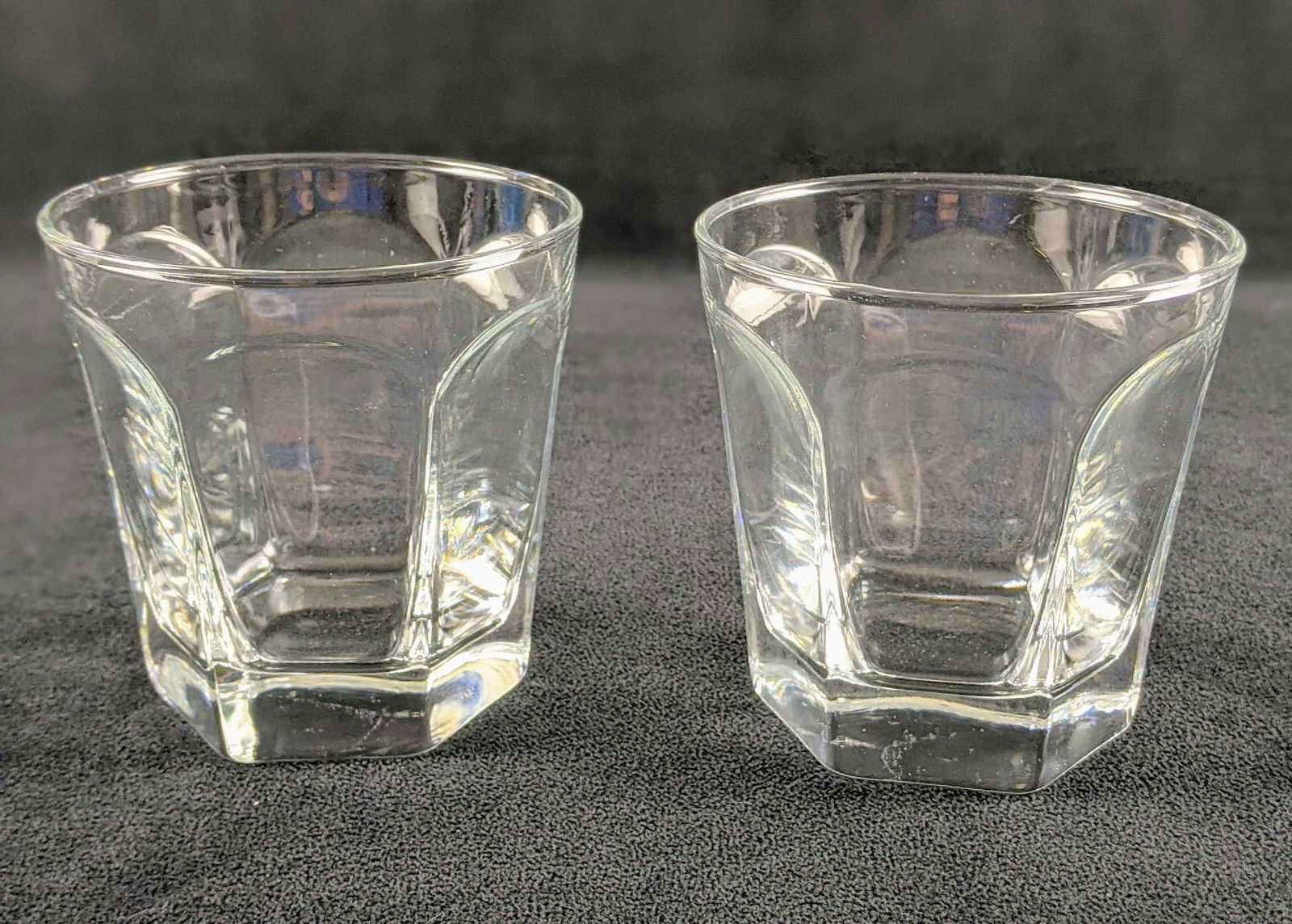 Two Vintage Single Rocks Drinking Glasses (1 of 7)