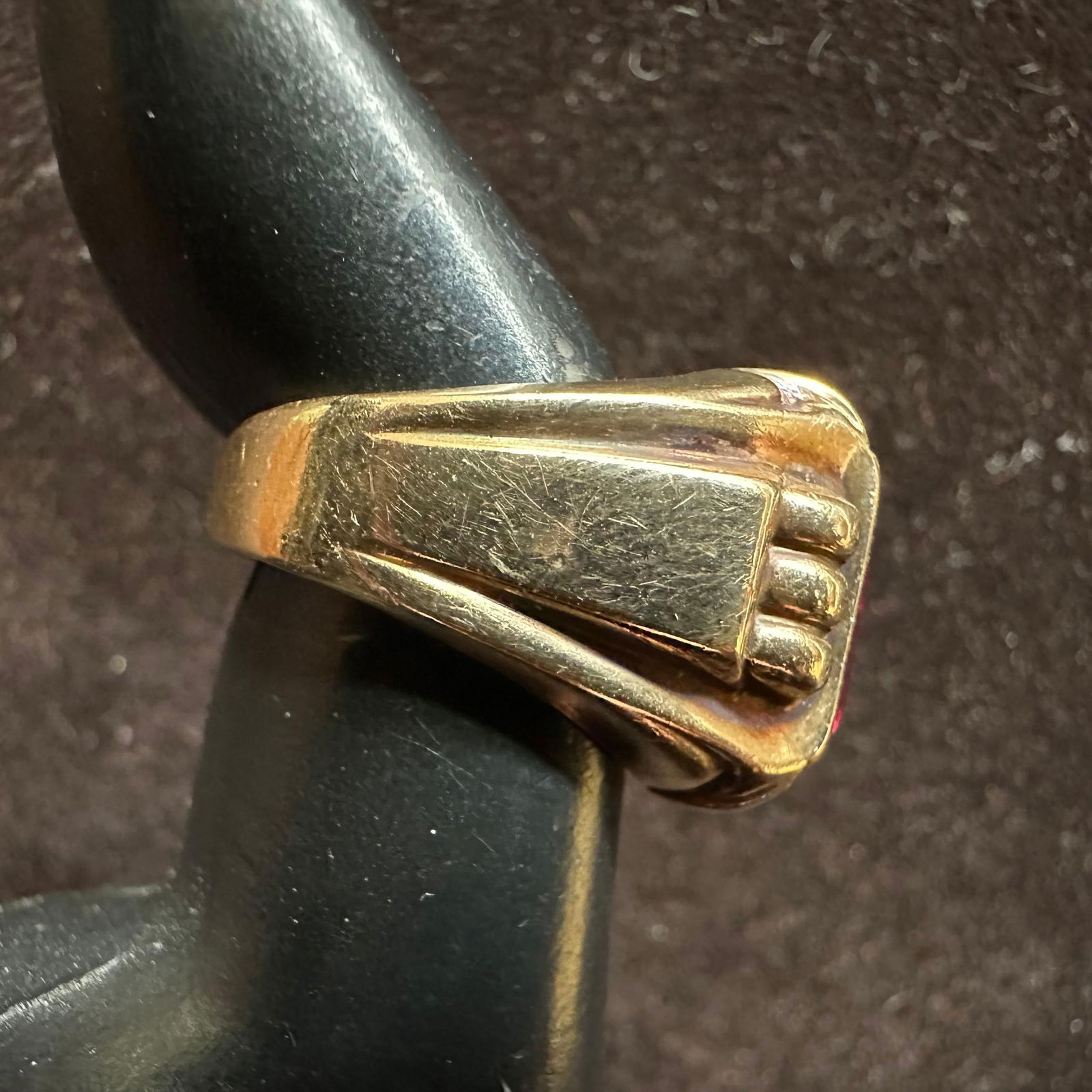 Unmarked 10k Gold Lab Grown Ruby Ring Size 8 - 3