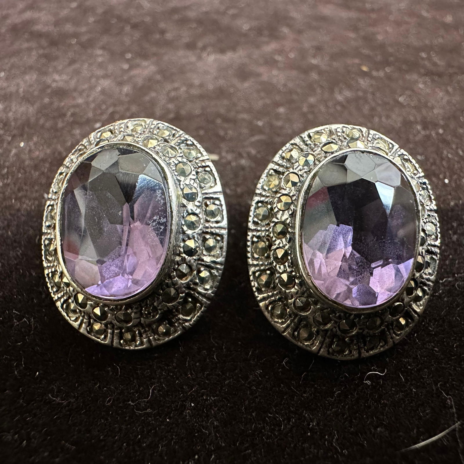Amethyst Setting and Marcasite Encrusted 925 Sterling Clip On Earrings R5: This item is in good pre-owned, previously used/displayed condition with noticeable light wear and surface scratches. Please reference all photos for full details. This piece of jewelry has been teste