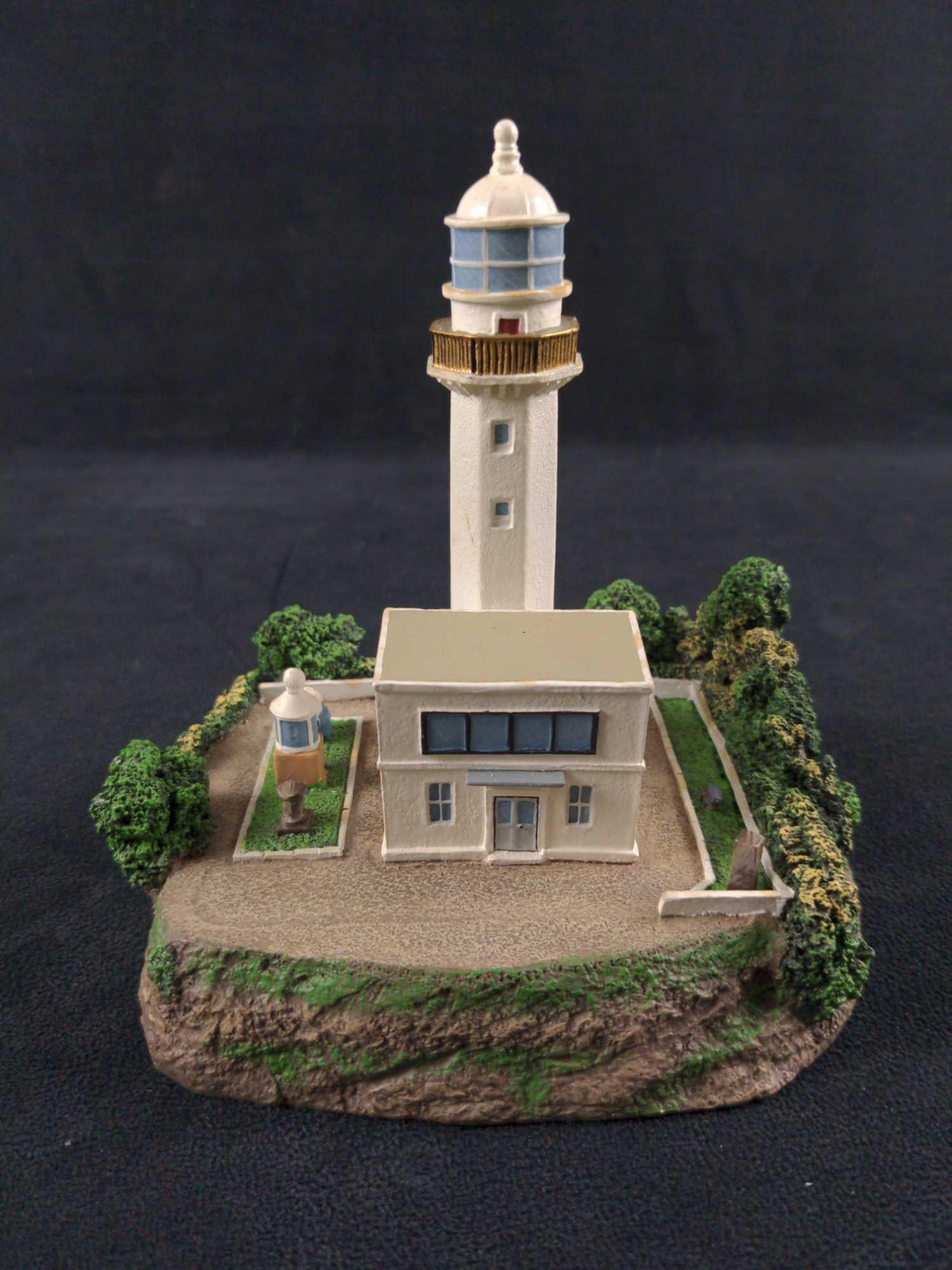 Danbury Mint Kan Non Zaki Japanese Lighthouse (1 of 6)