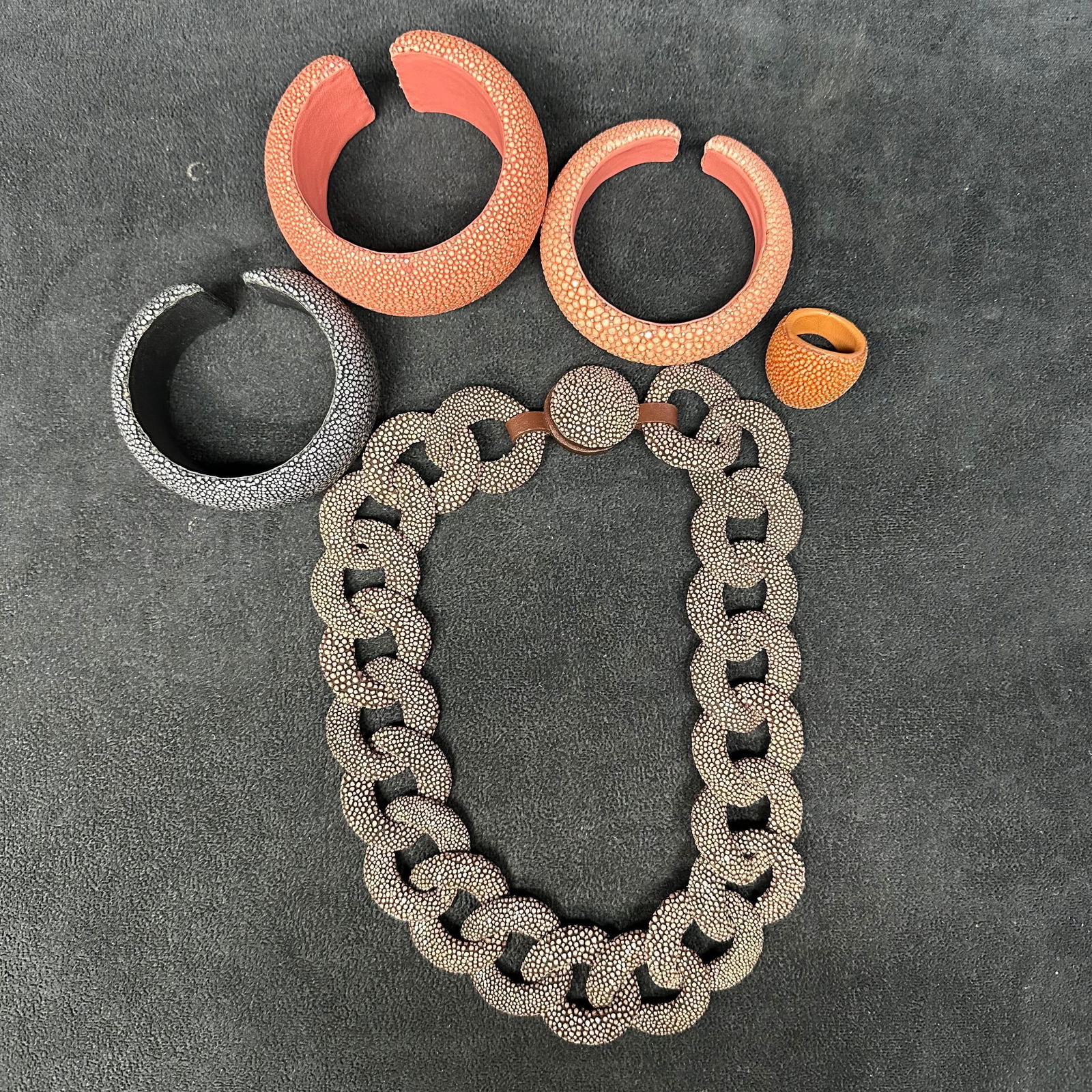 Stingray Leather Jewelry Lot Including Necklace Bracelet Bangles and Ring (1 of 7)