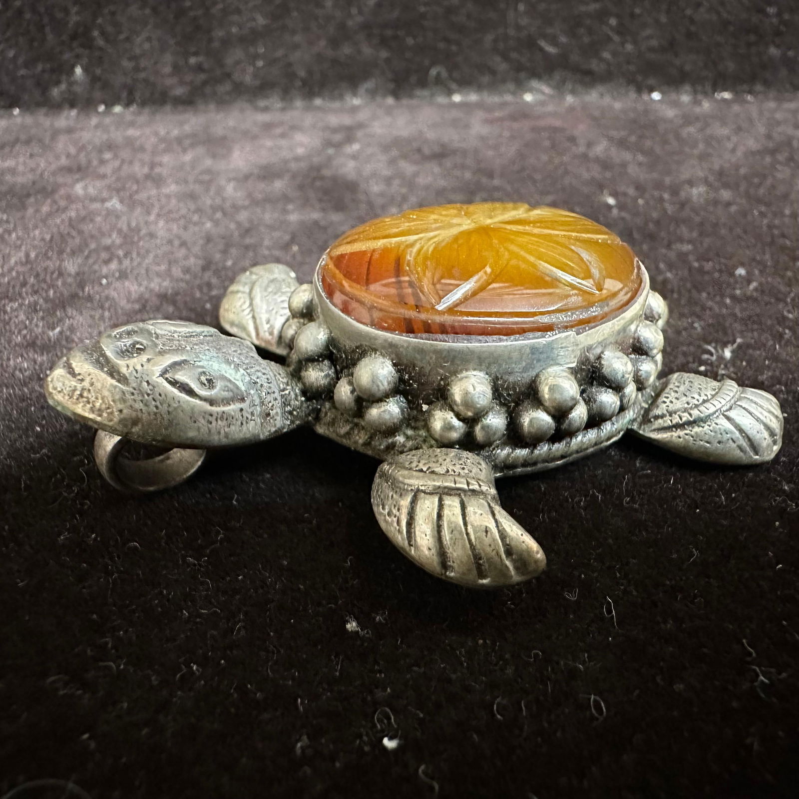 Sterling Silver Turtle Pendant with Carved Gemstone Center Setting (1 of 11)