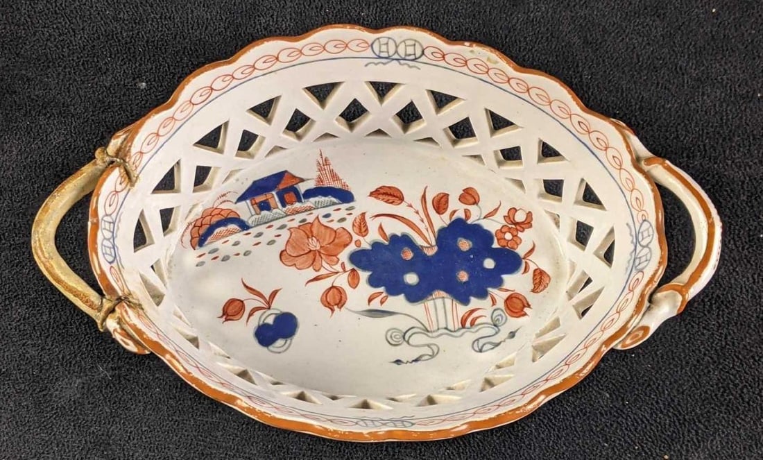 Chinese Inspired Painted 3pc Ceramic Set - 6